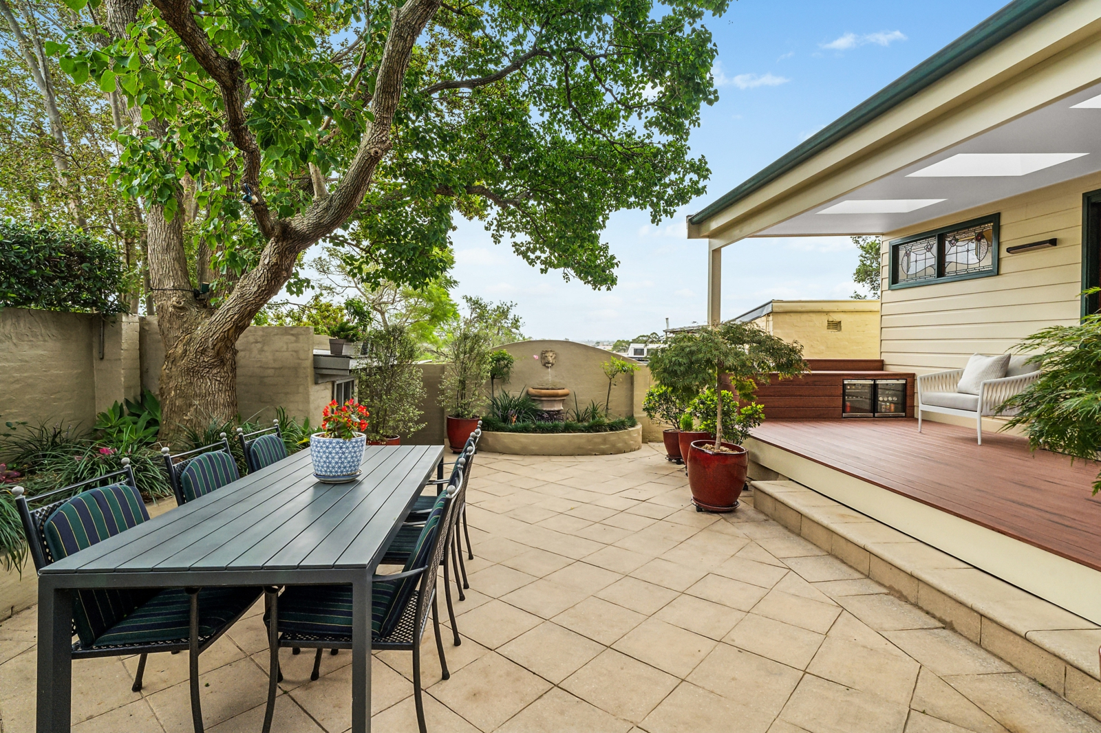 Courtyard-01