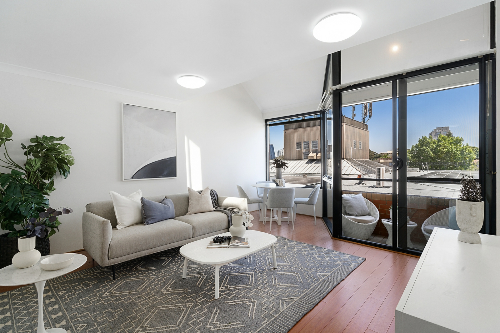 2/32 May Lane, NEUTRAL BAY