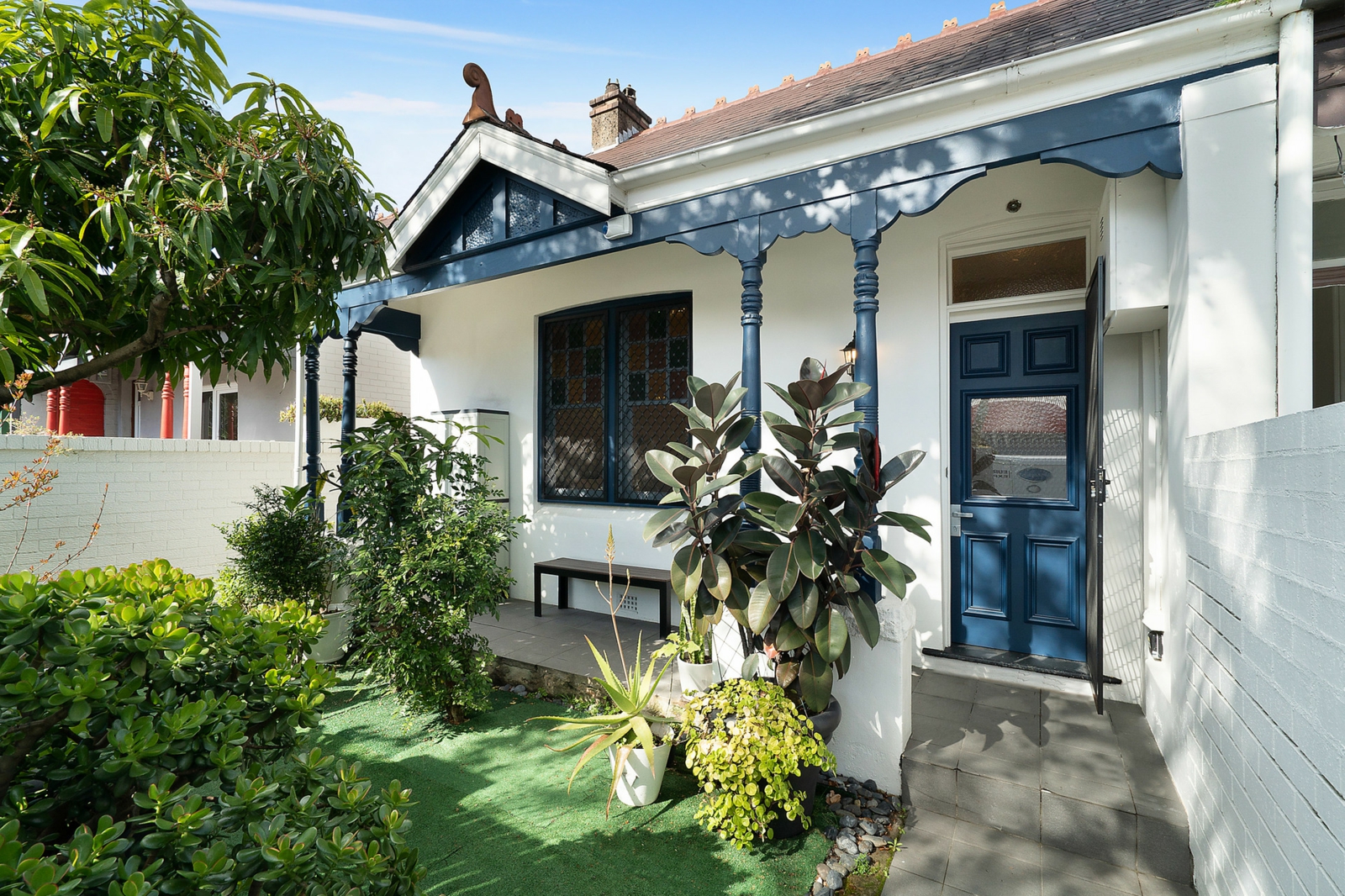 19 Military Road, NEUTRAL BAY
