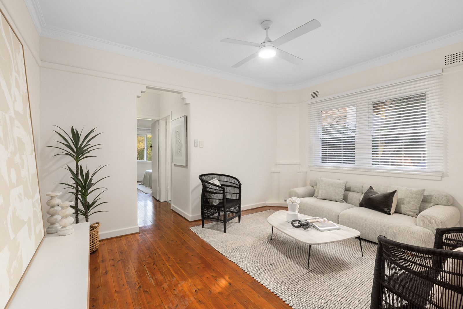 1/4 Bradly Avenue, KIRRIBILLI