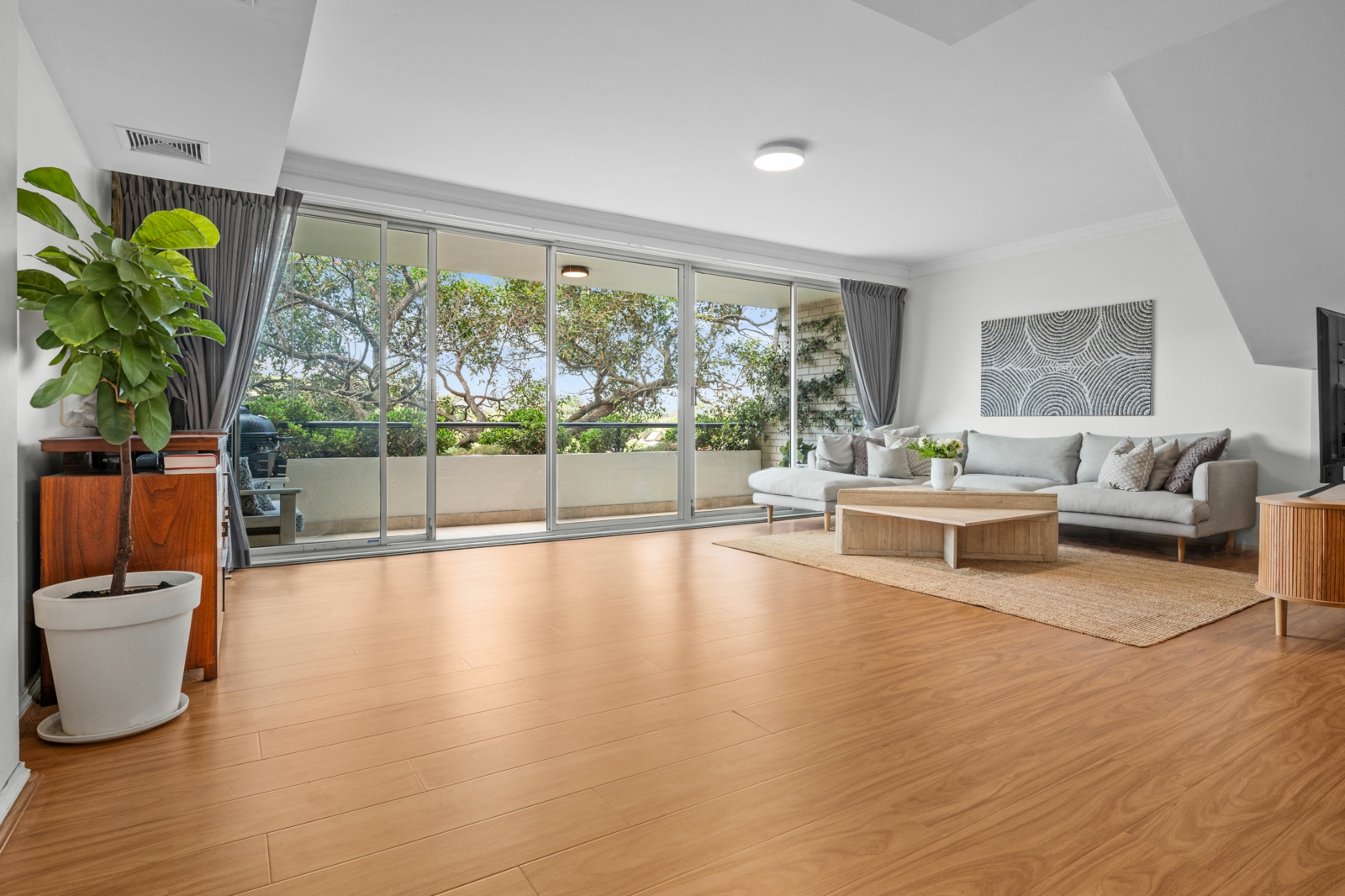35/2 Bent Street, NEUTRAL BAY
