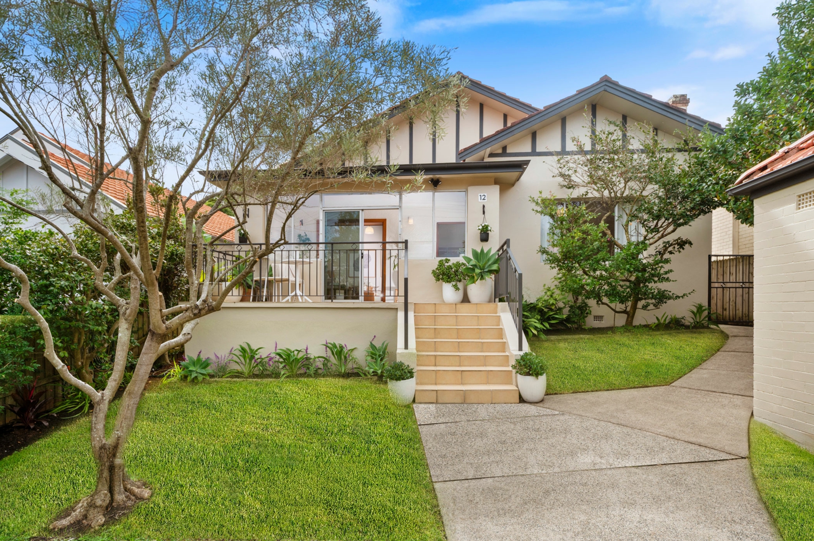 12 Montague Road, CREMORNE