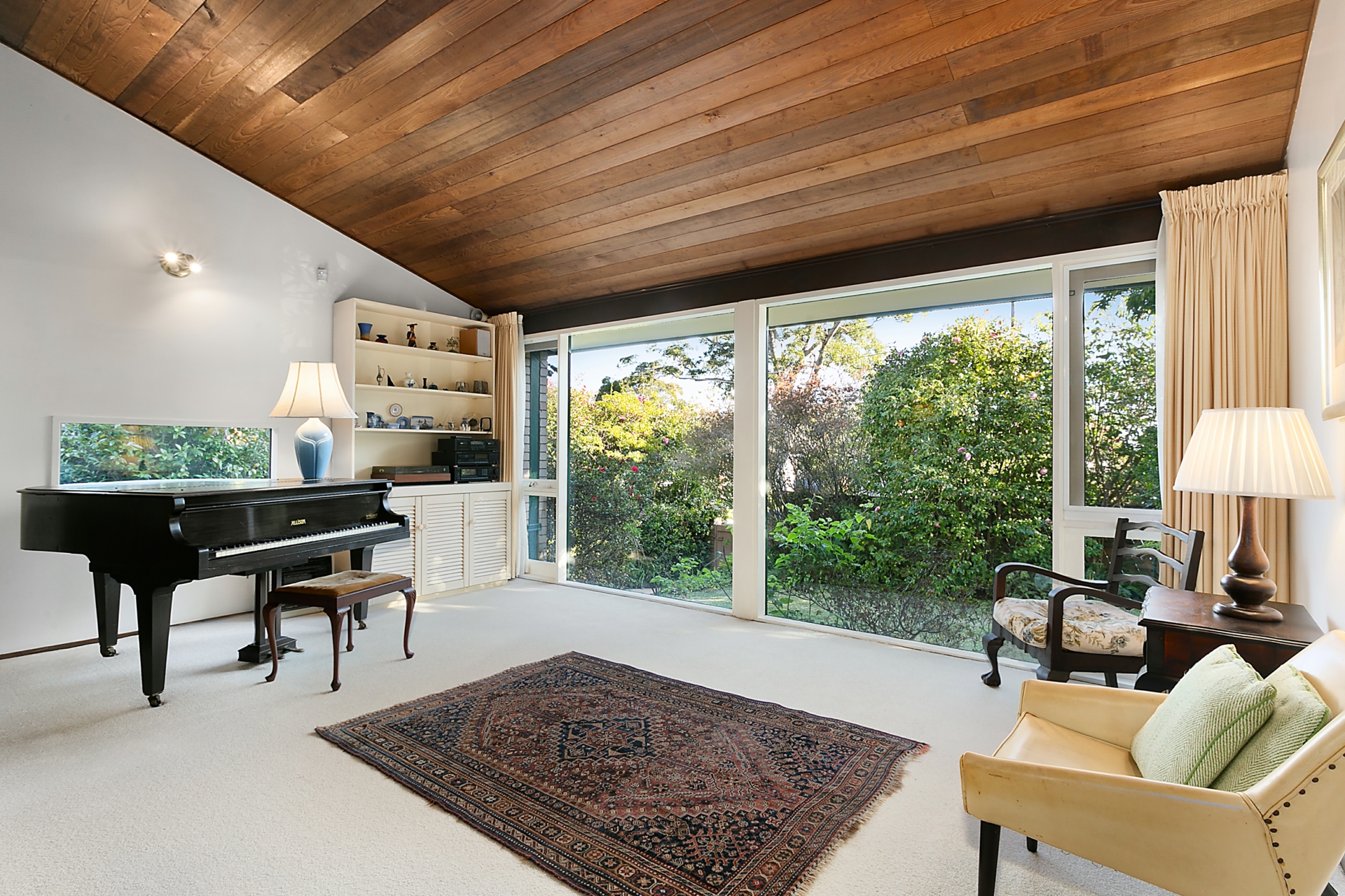 Lounge Room
