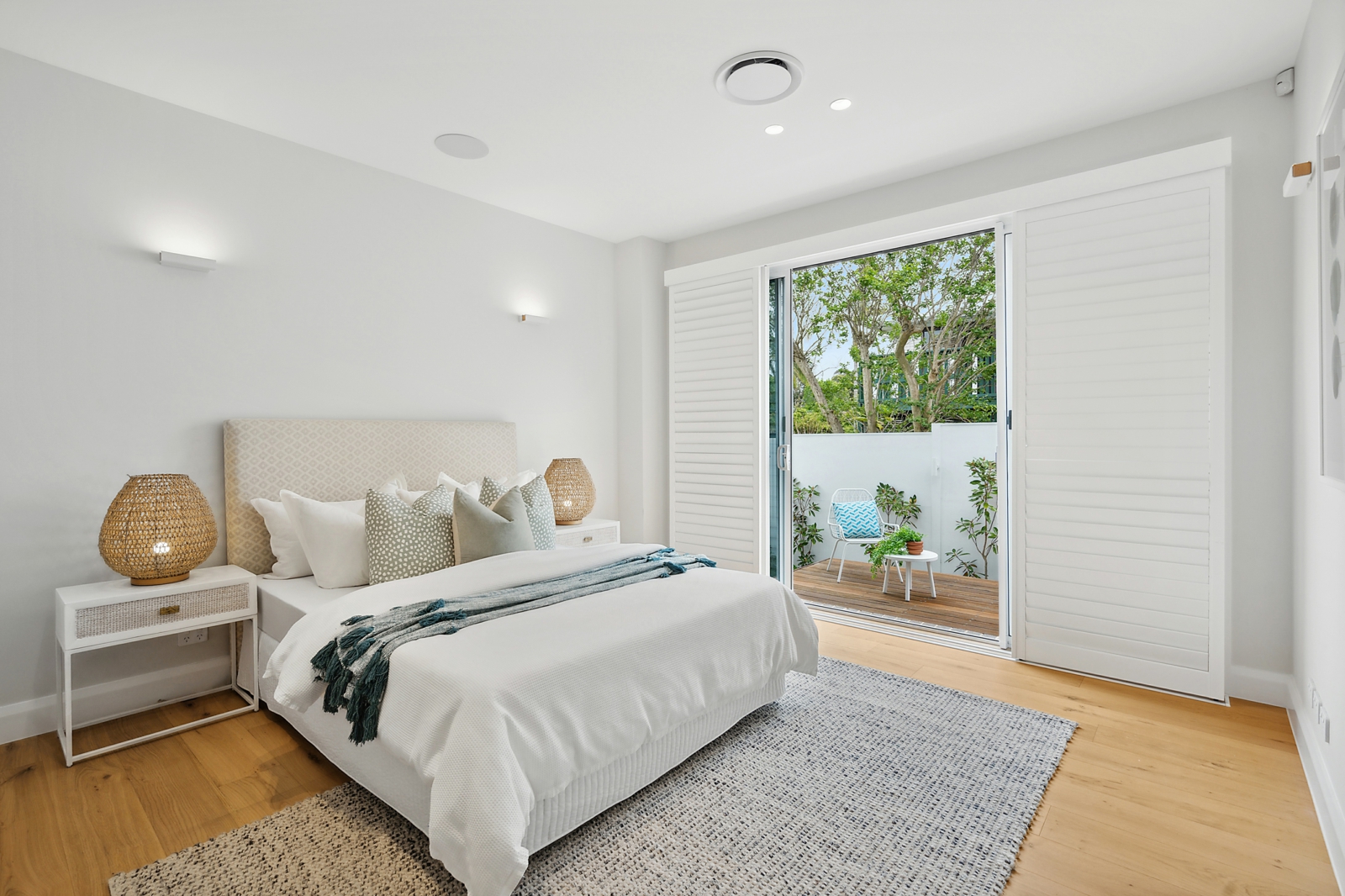 bed 1