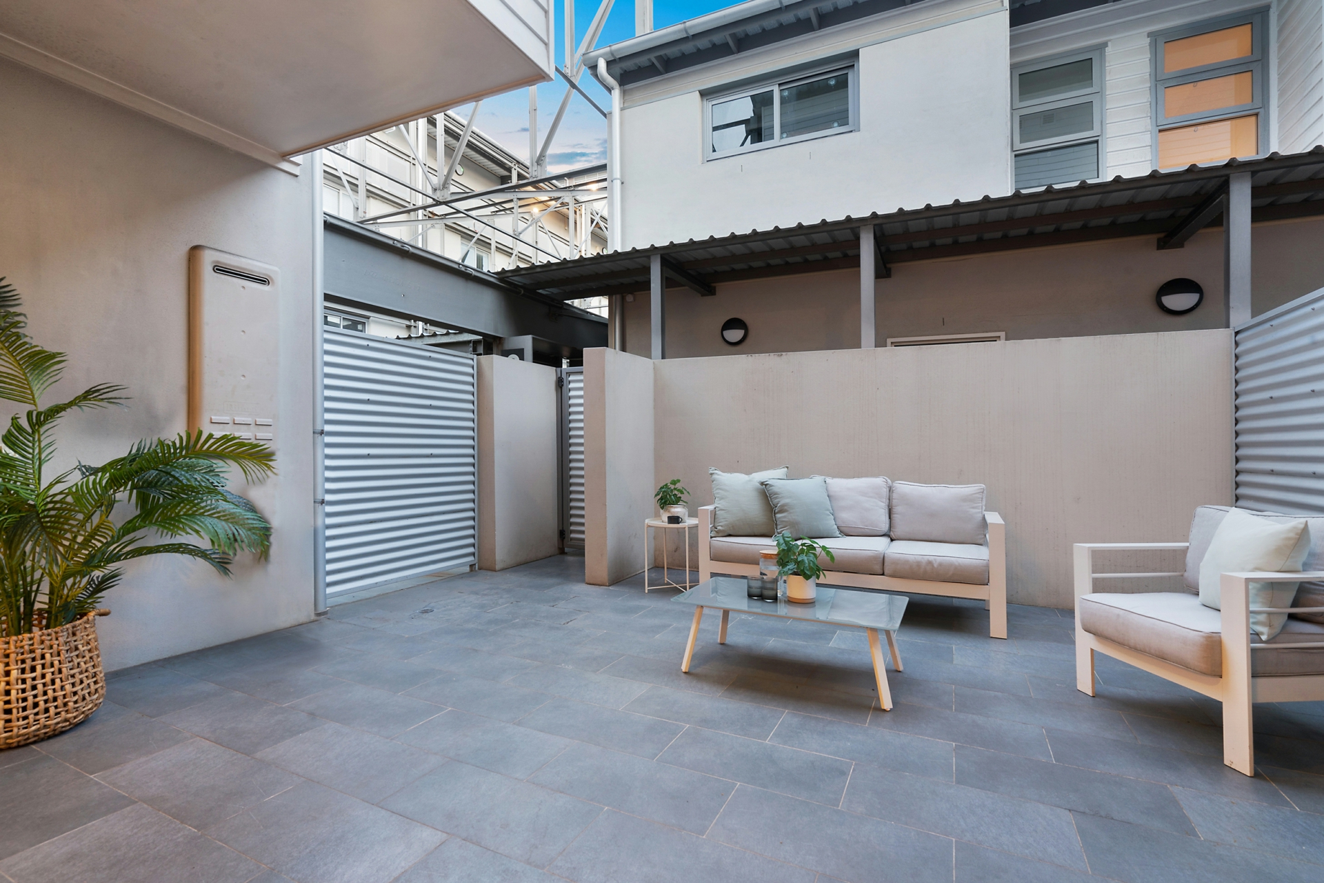 Outdoor_area
