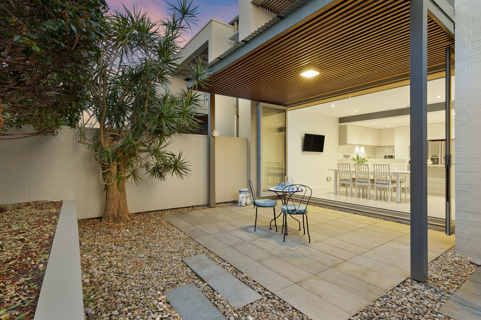 Alfresco