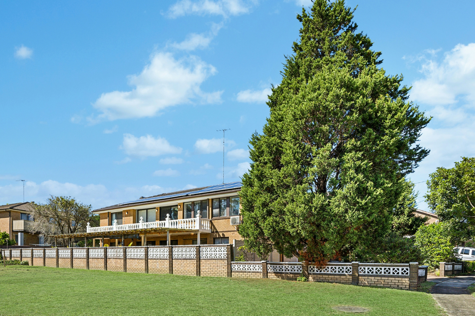 2 Flanders Avenue, MATRAVILLE