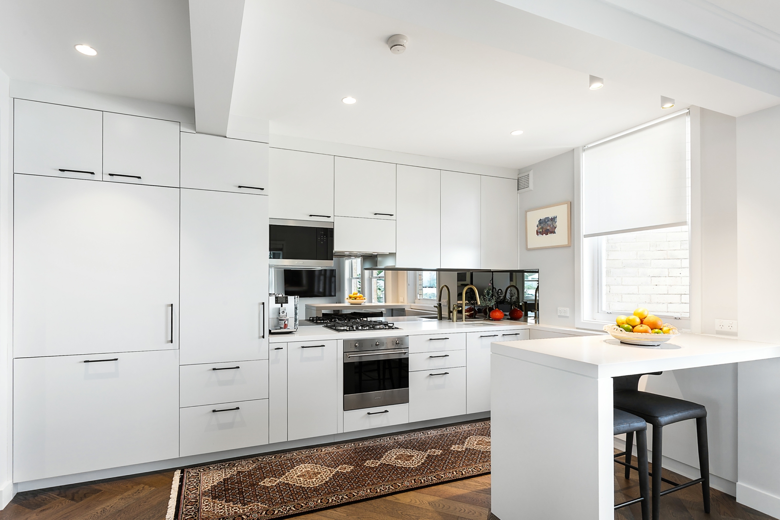 3 kitchen.jpg