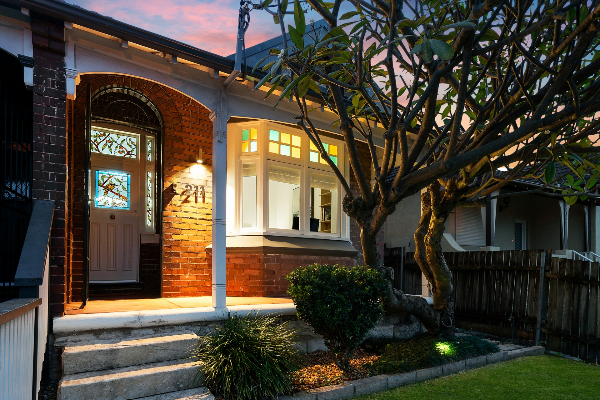 Front Facade close_v2