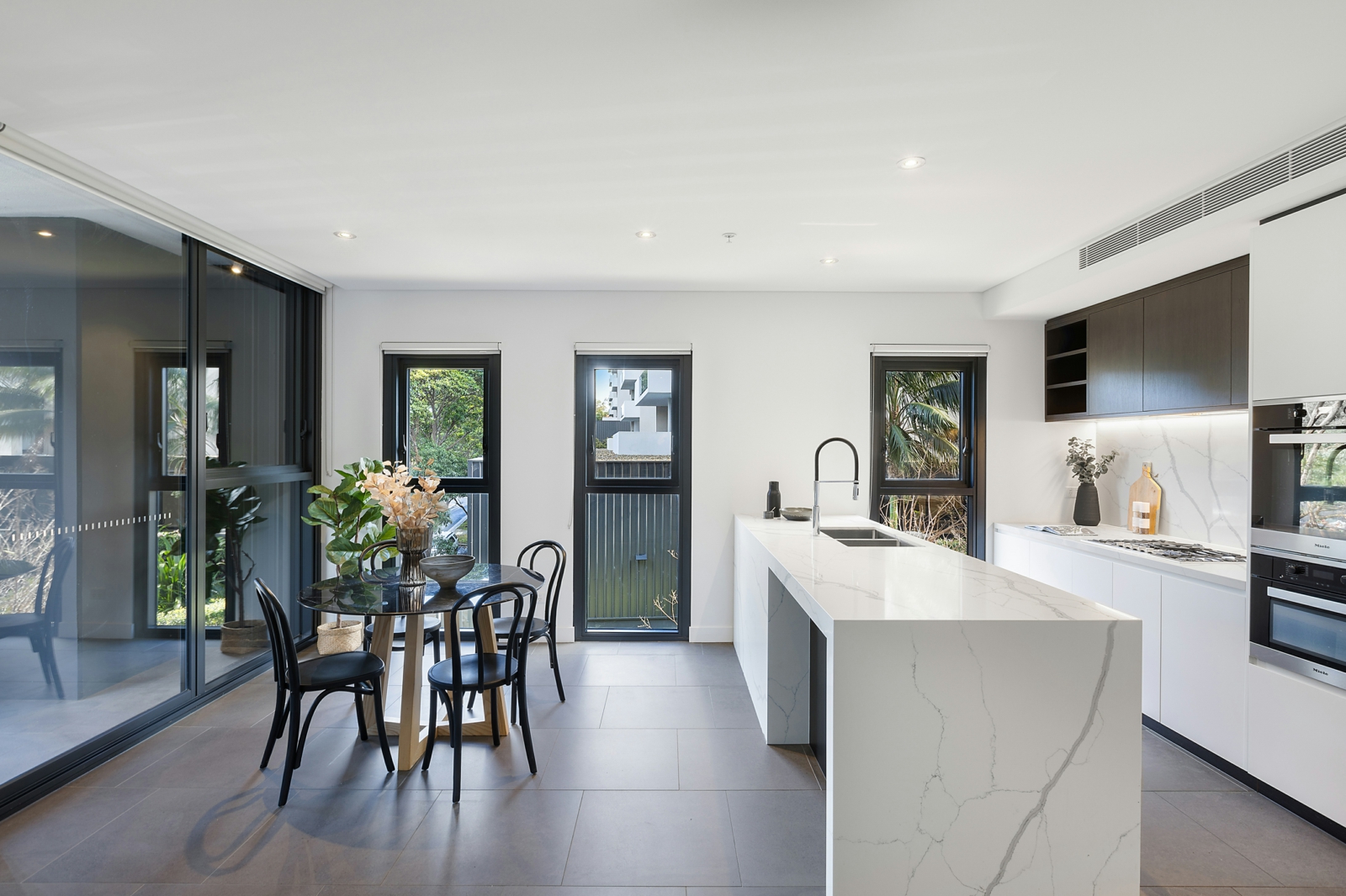 Dining_Kitchen