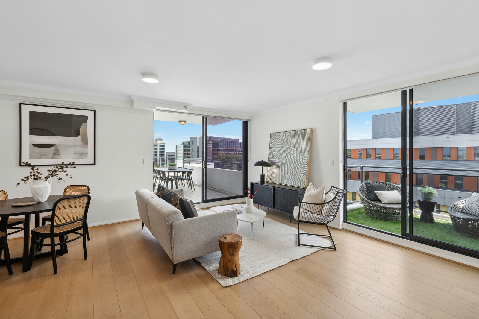 Living Dining