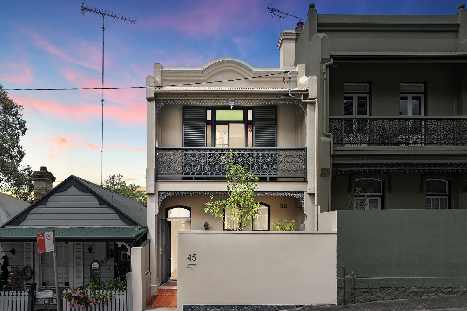 1 Facade_dusk v2.jpg