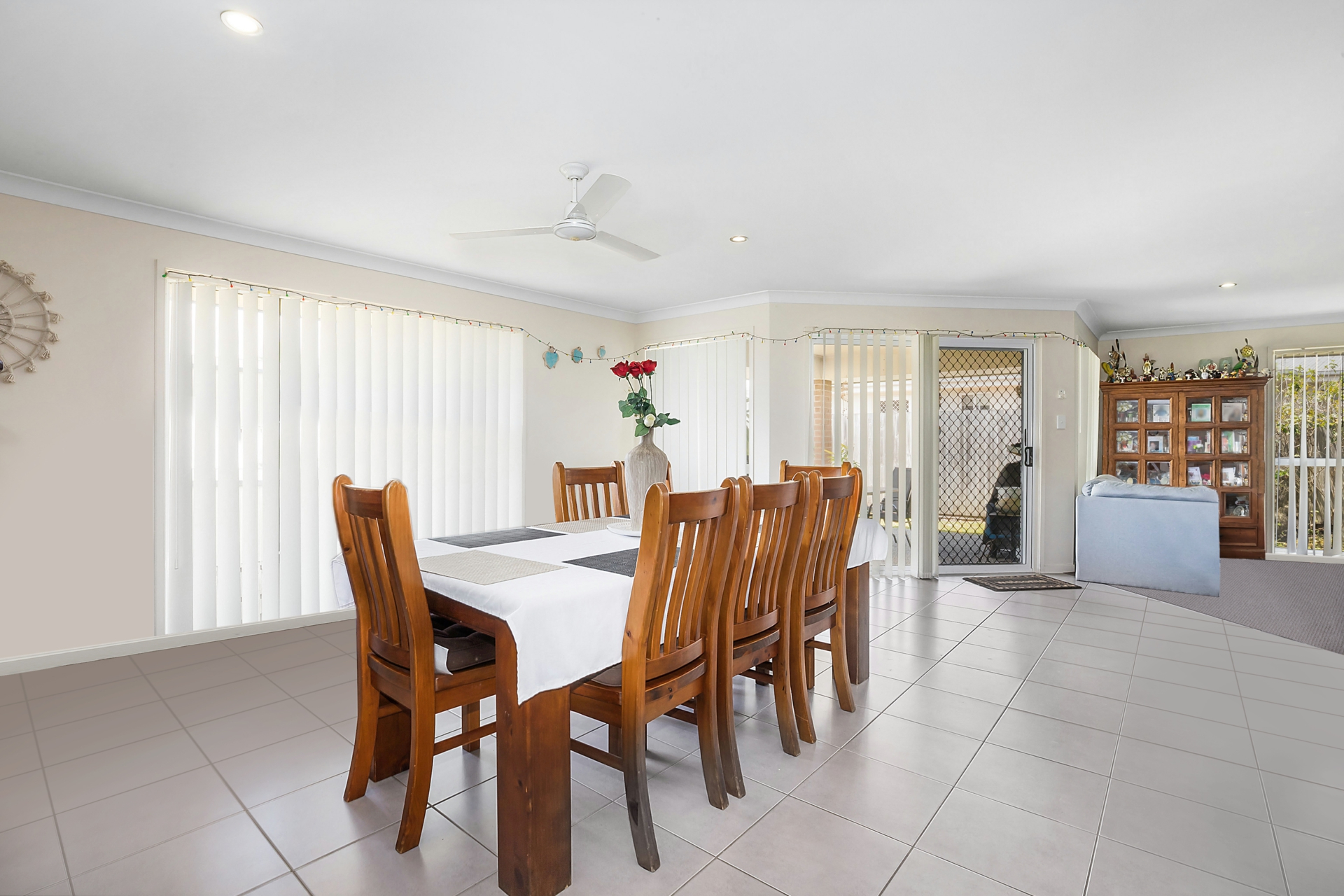 Dining_Room_a