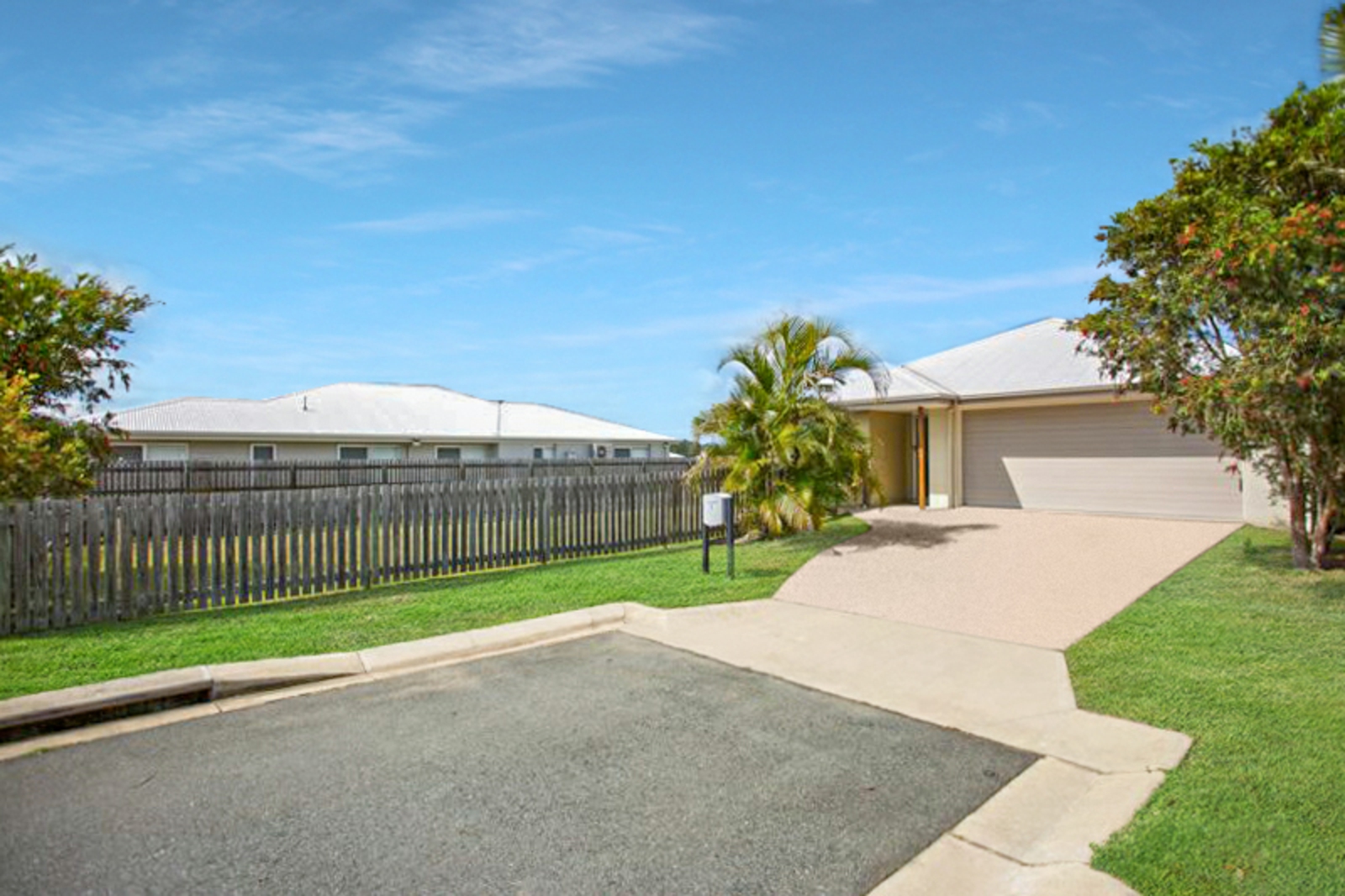 15 Vezzoli Court, WALKERSTON