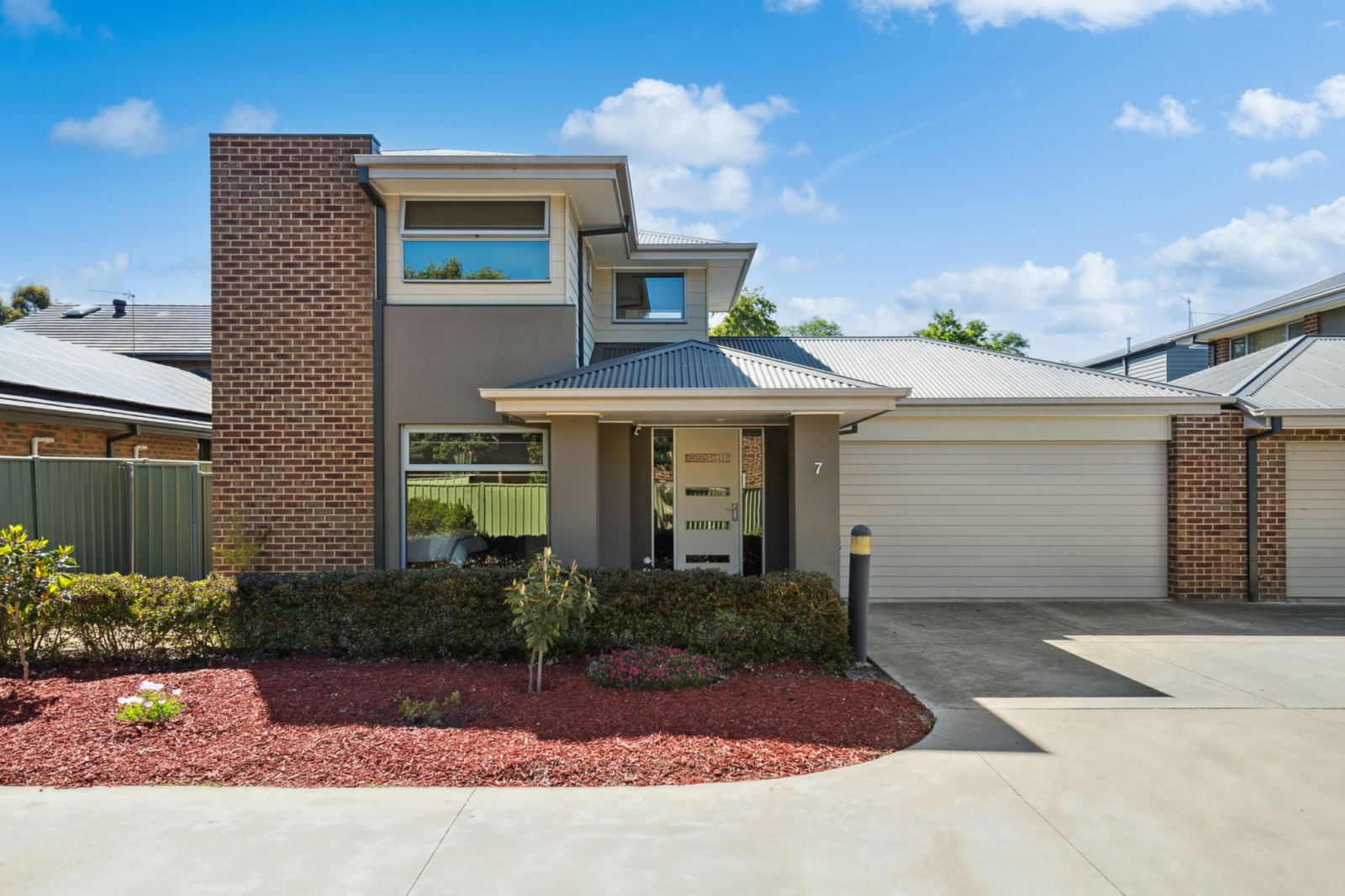 7/3 Shamrock Street,Golden Square