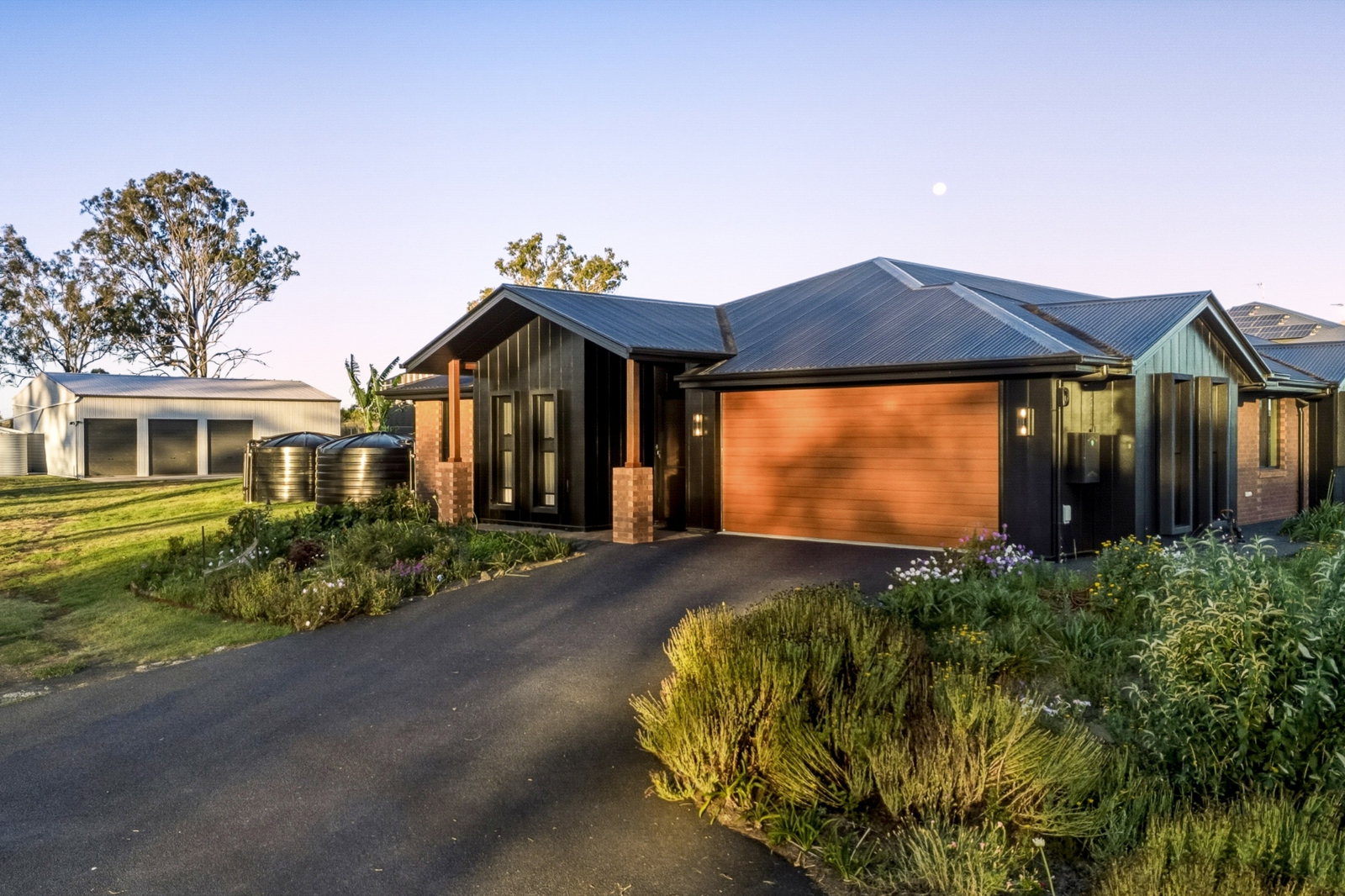 26 Daintree Crescent,Meringandan West