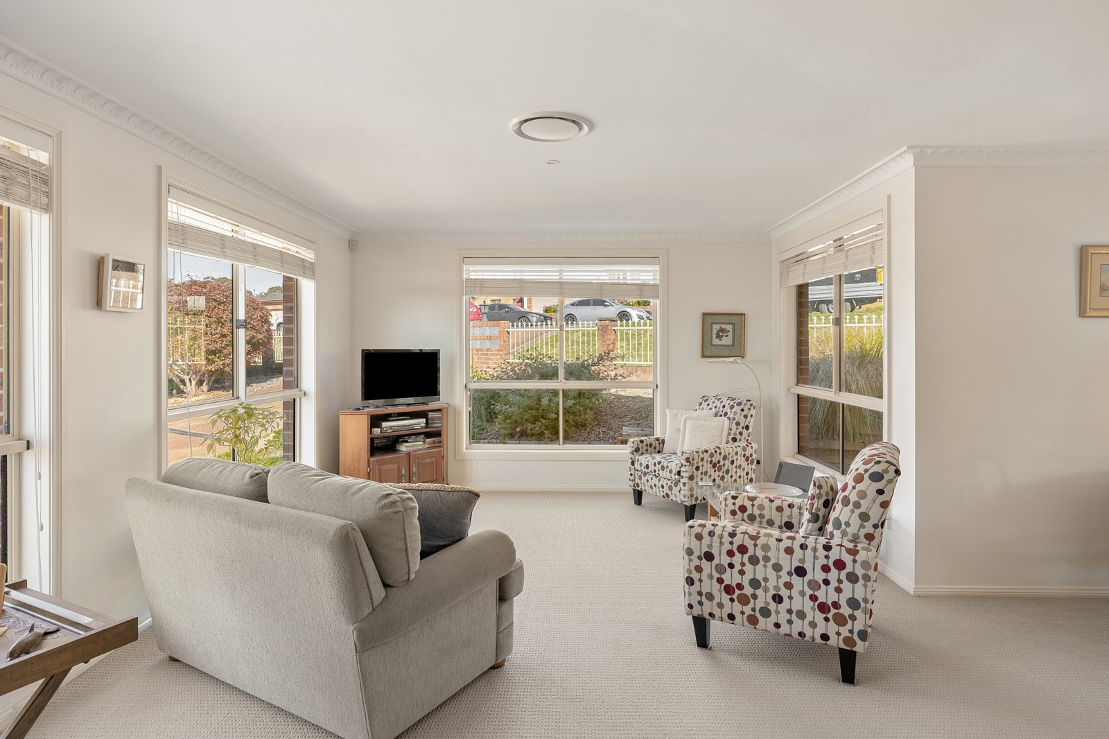 1/12 Parsons Street, West Wollongong - image 2