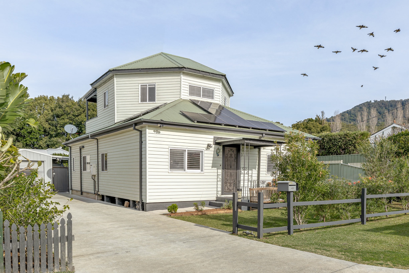49 Dymock Street, Balgownie - image 1