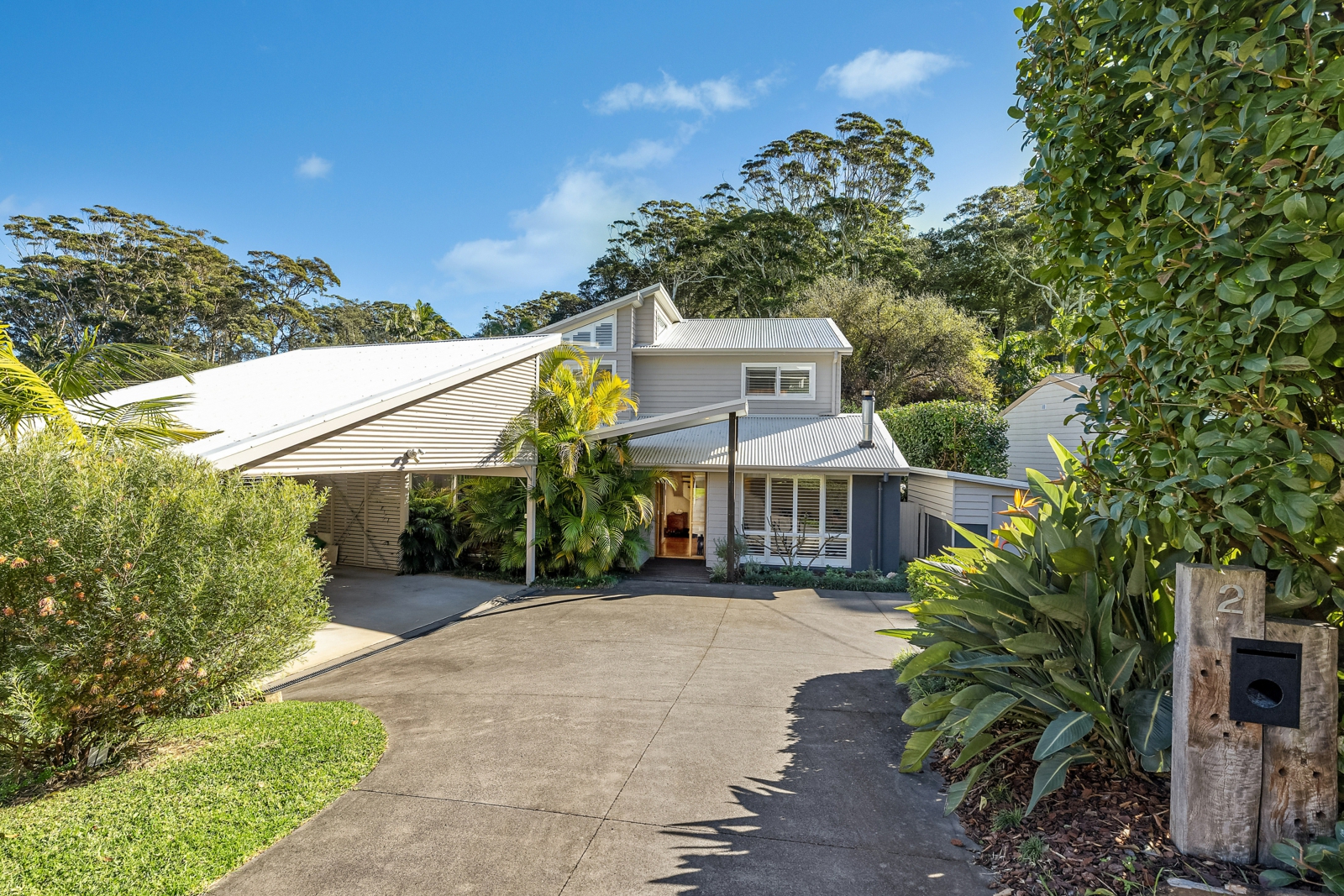 2 Mary Elizabeth Crescent,North Avoca