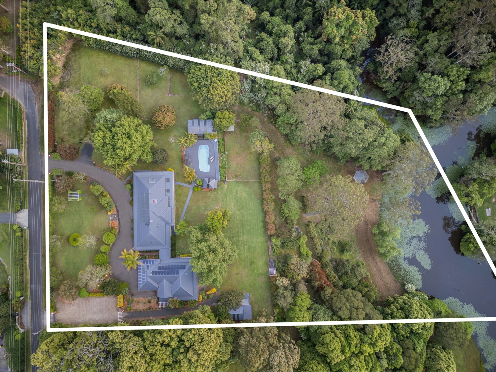 110 Picketts Valley Road,Picketts Valley