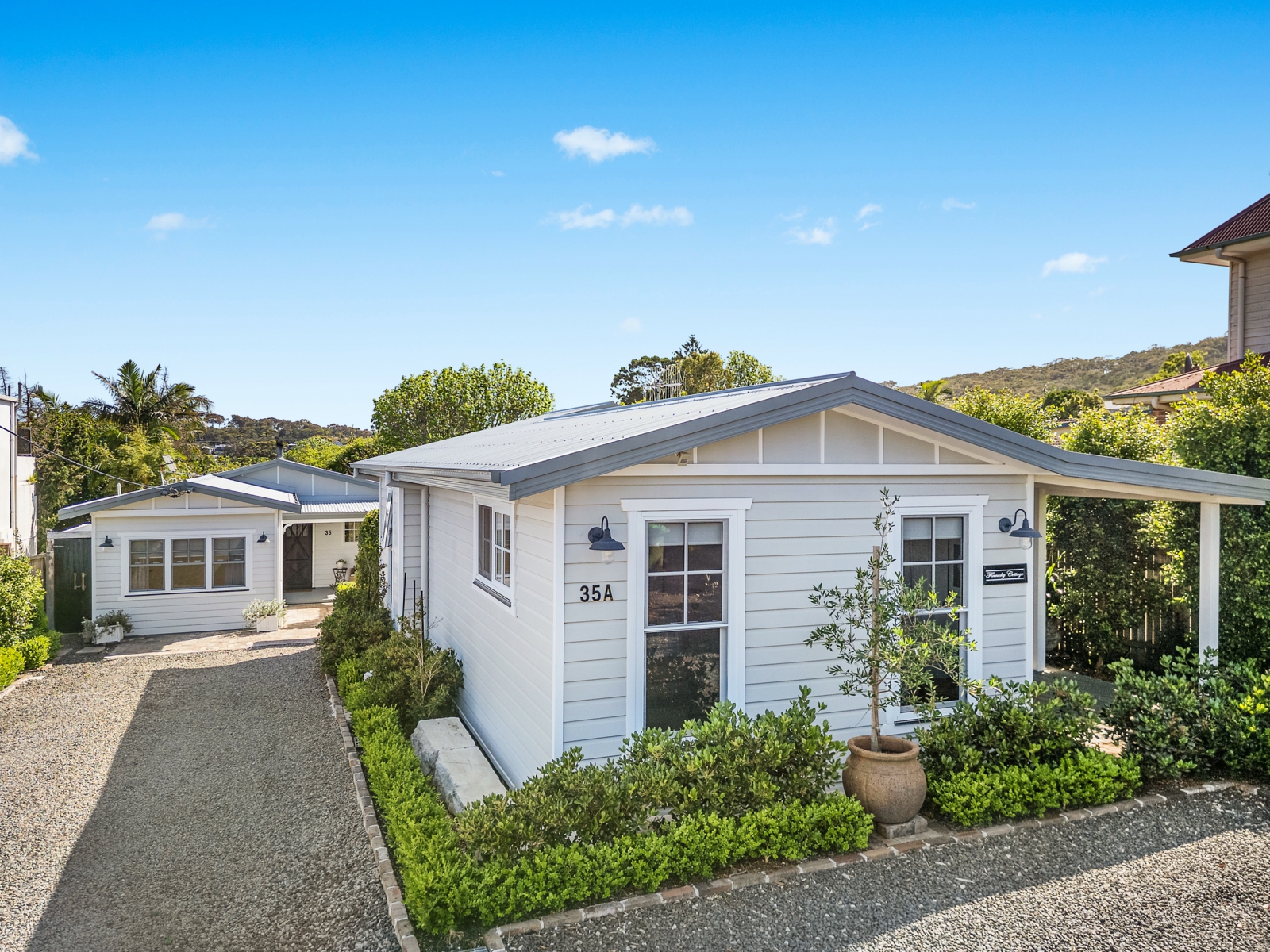 35 Forresters Beach Road,Forresters Beach