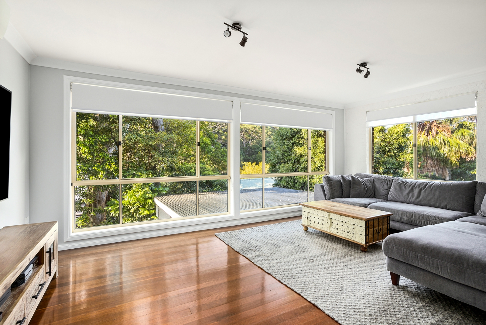 HiRes-12811_4A Sea Foam Avenue Thirroul_