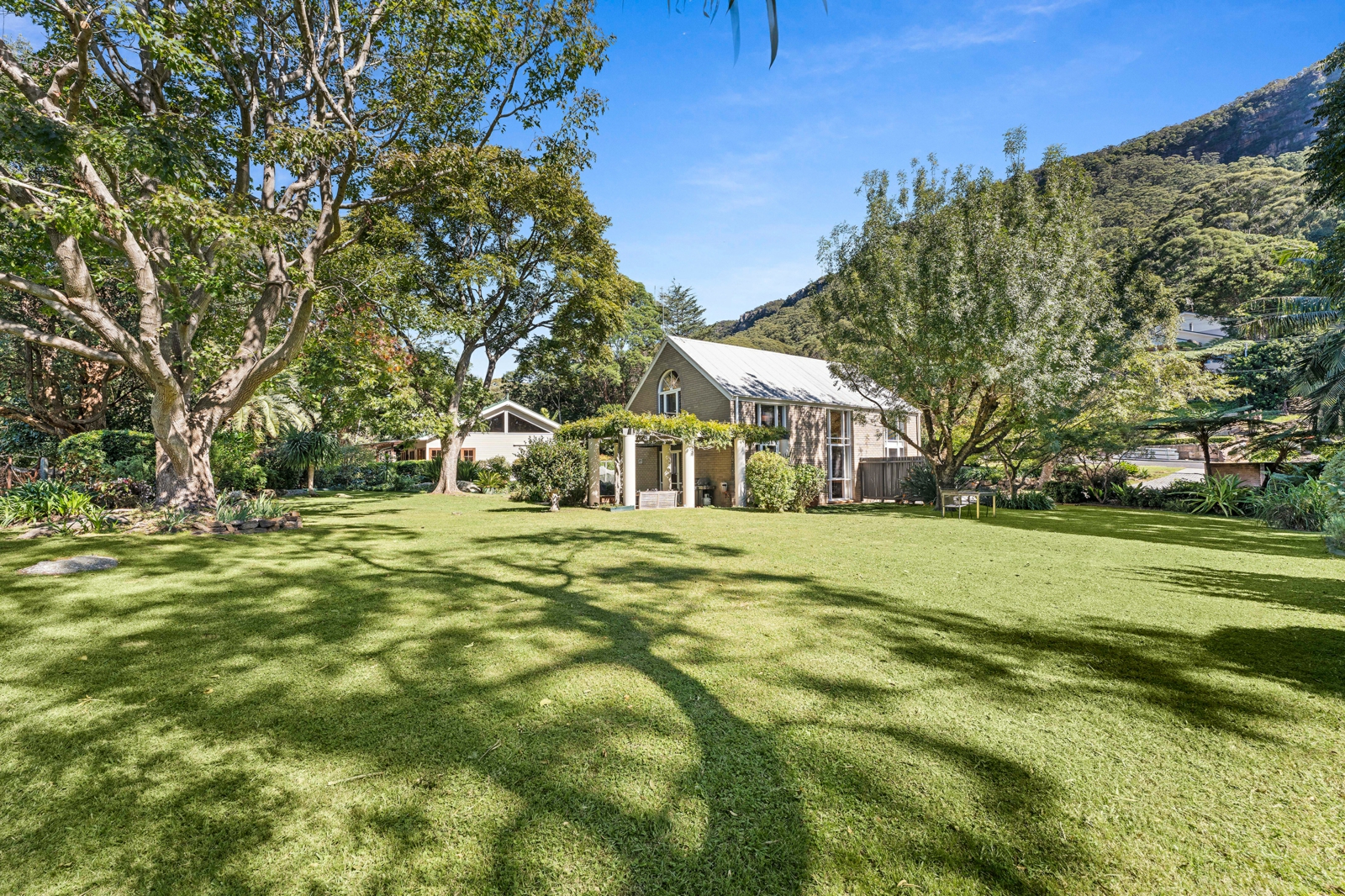 HiRes-12811_43 Buttenshaw Drive Coledale