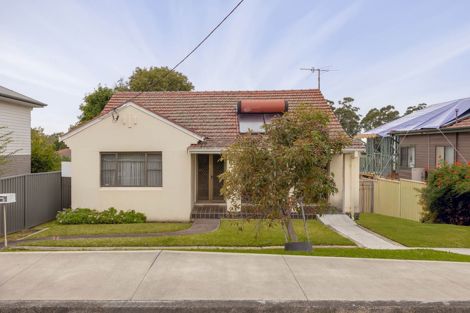 1 Gaynor Avenue, Mount Ousley - image 2