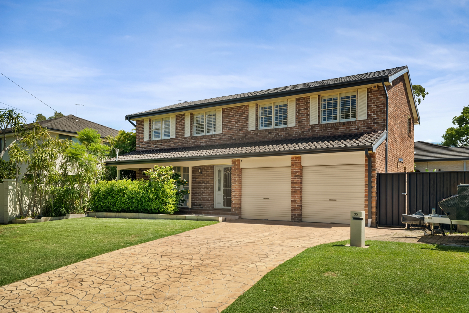 35 Wonoona Parade West,Oatley