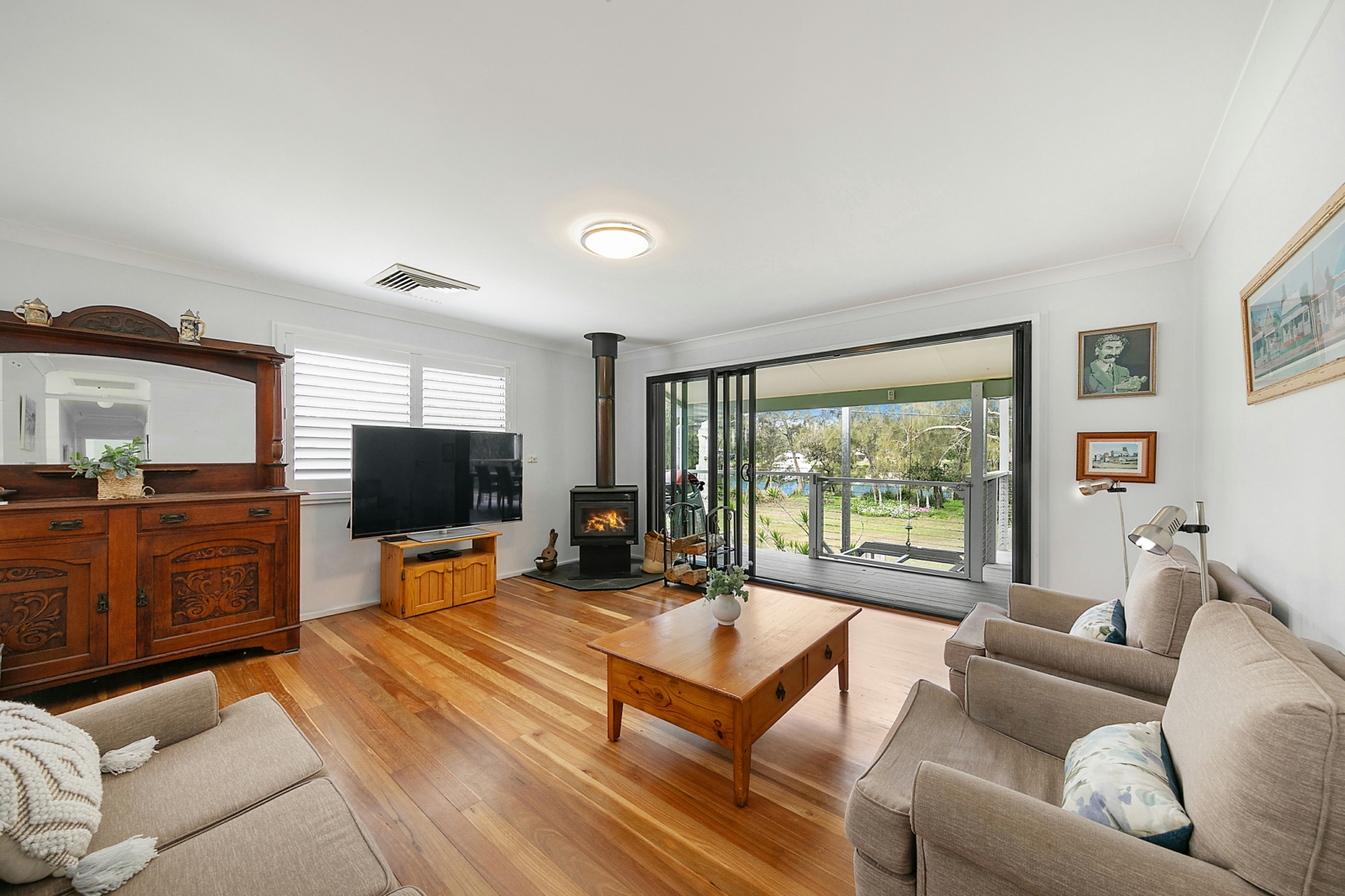Living Area_v5