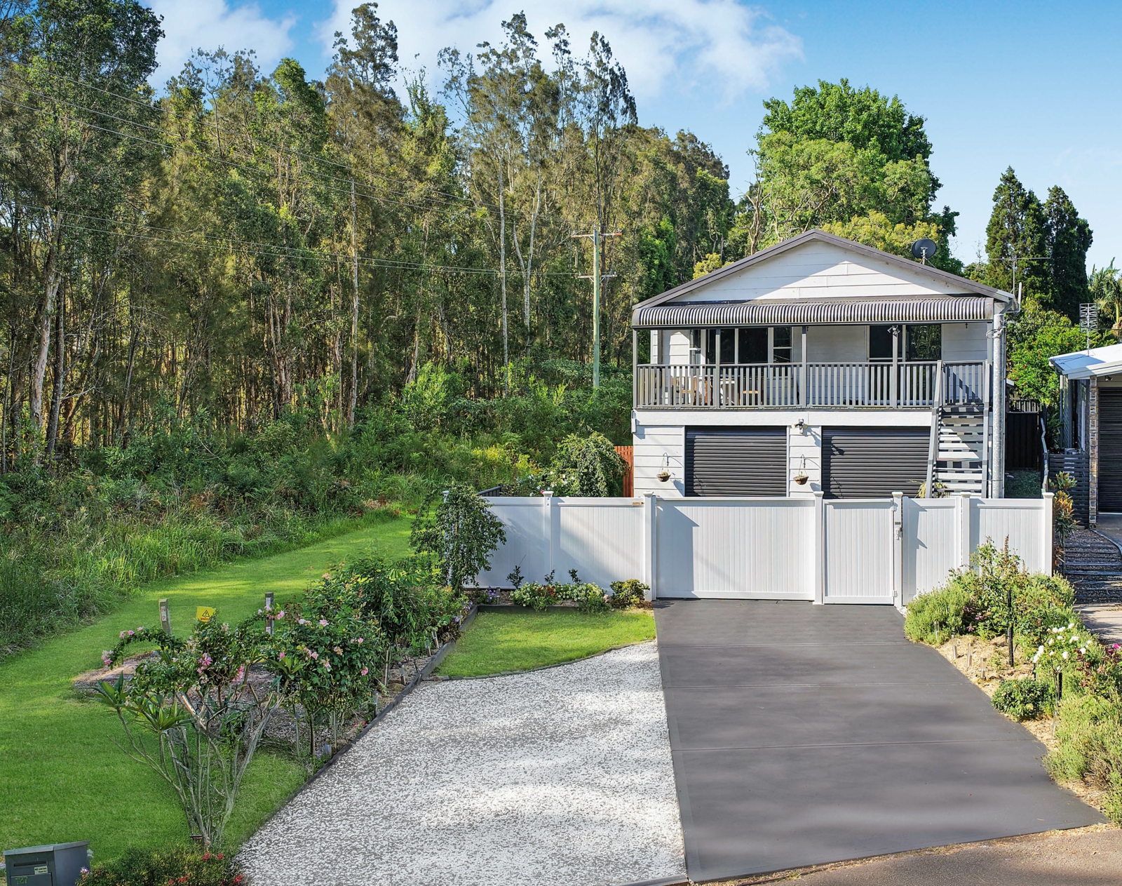 127 Stingaree Point Drive,Dora Creek