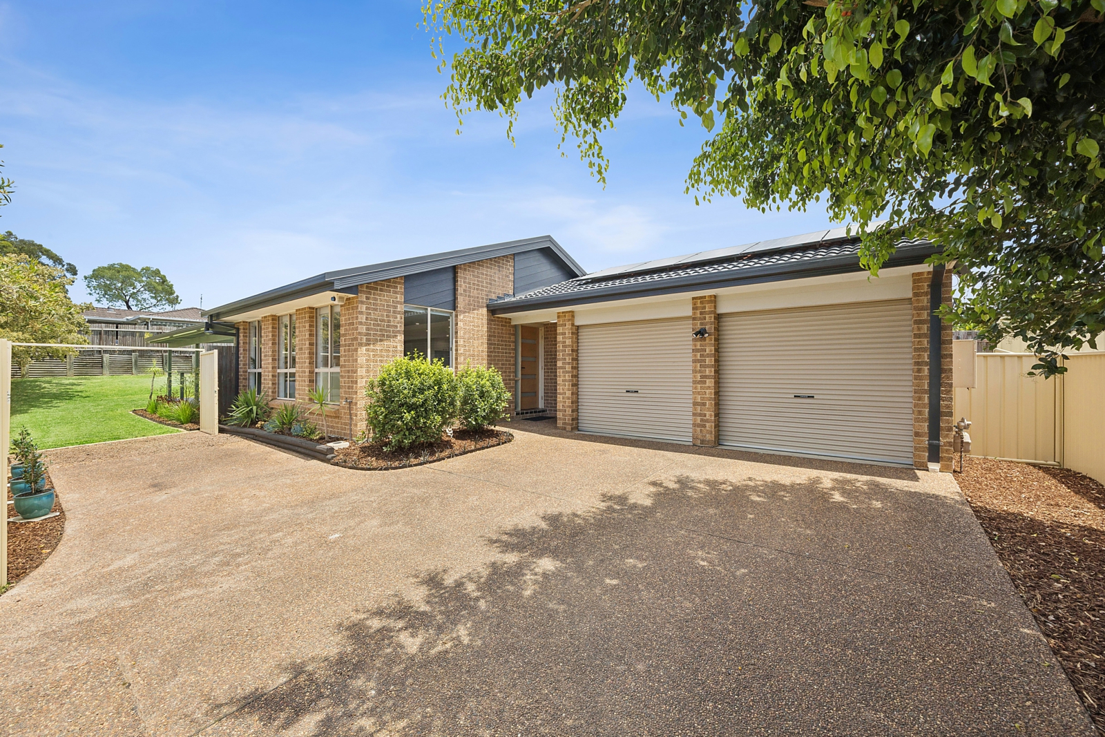 6 Newton Place,Blue Haven