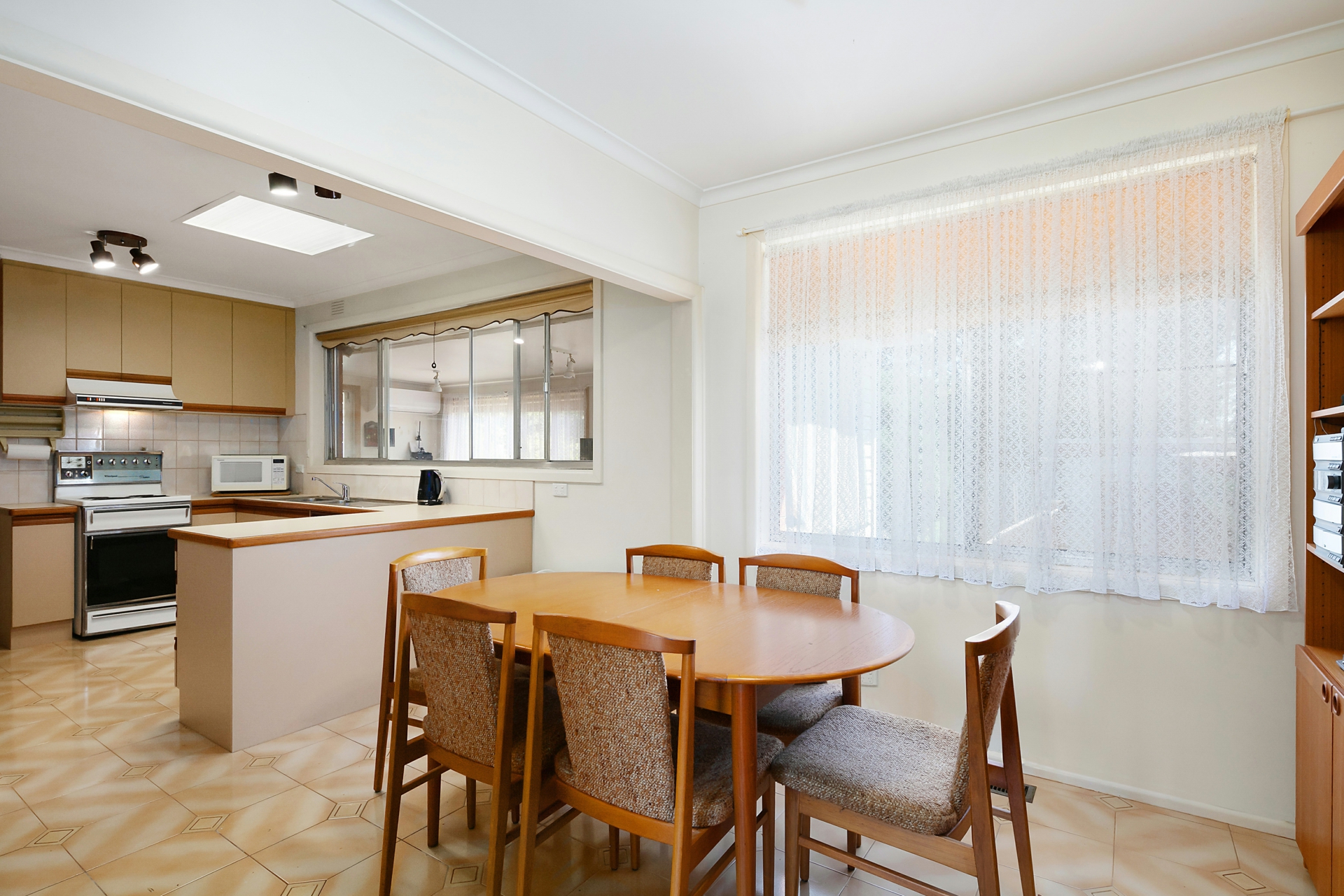 Kitchen_Dining