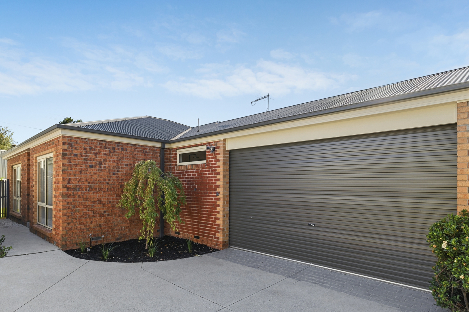 1/4 Alder Street, LANGWARRIN