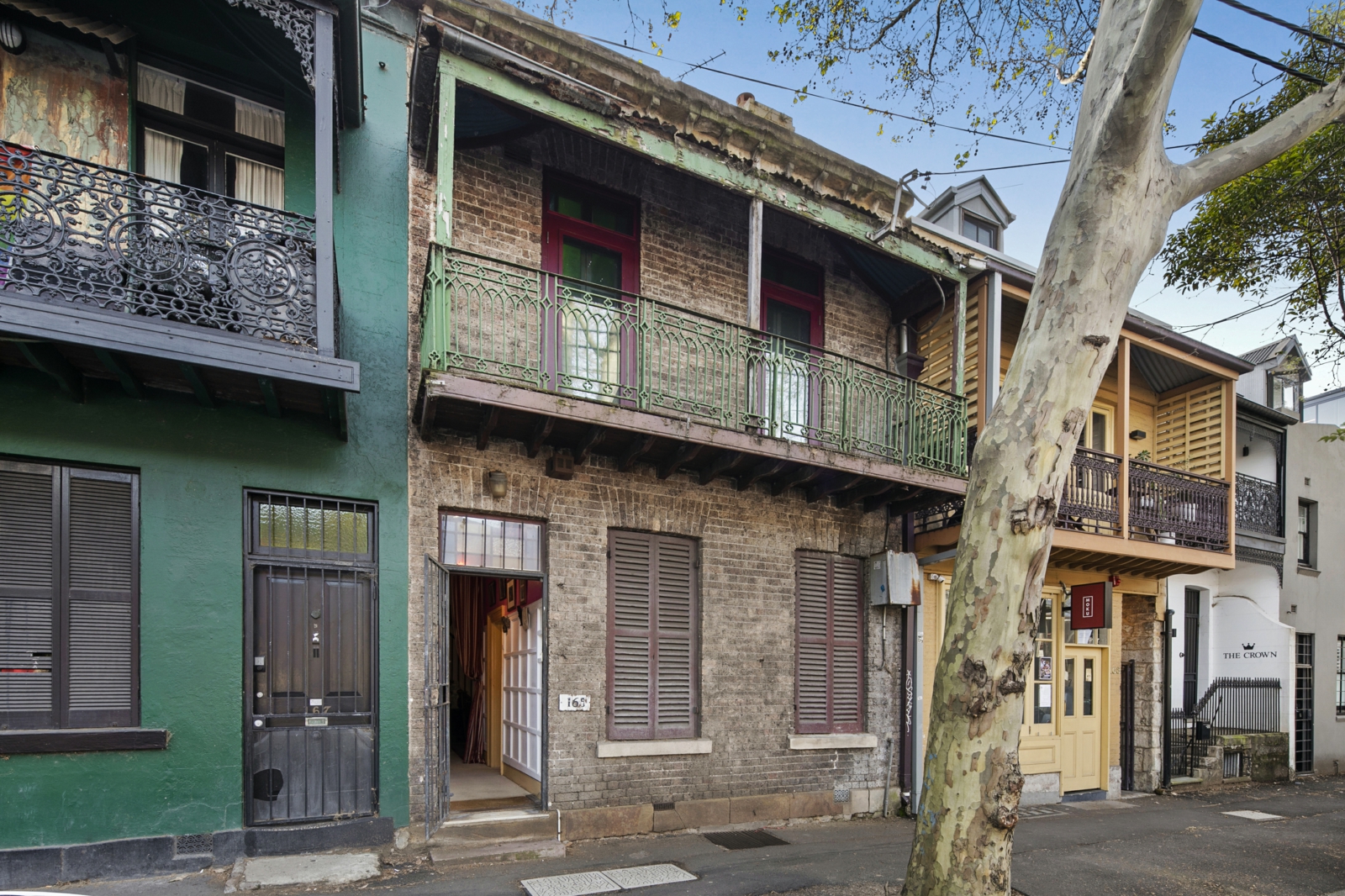 1.Facade.jpg