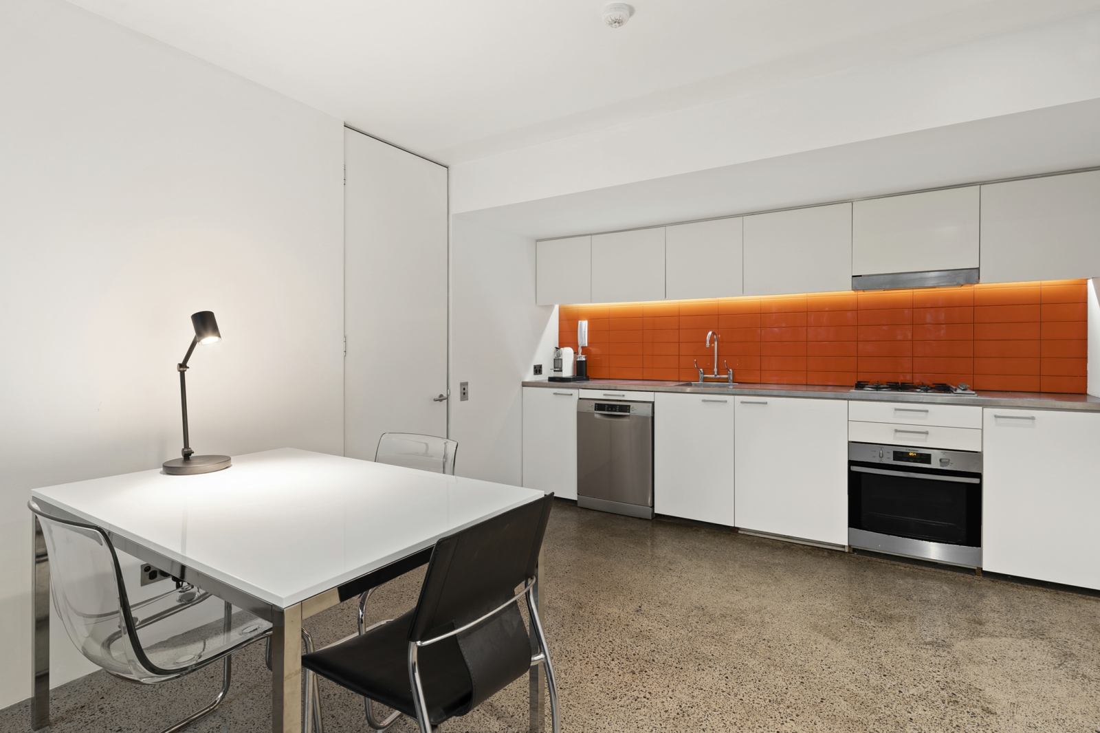 1.Kitchen.jpg
