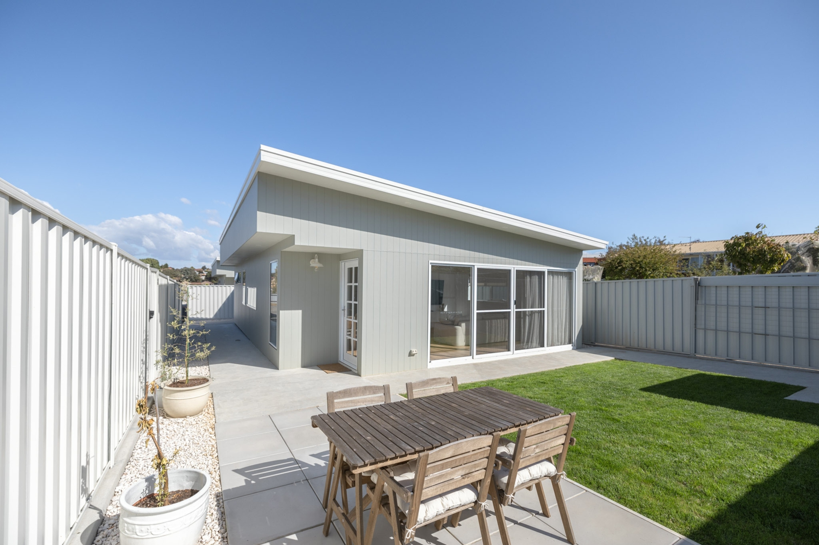 9/29A Middle Road, DEVONPORT