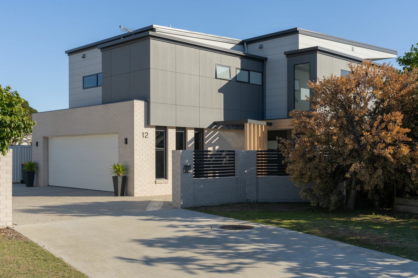 12 Clare Court,Devonport