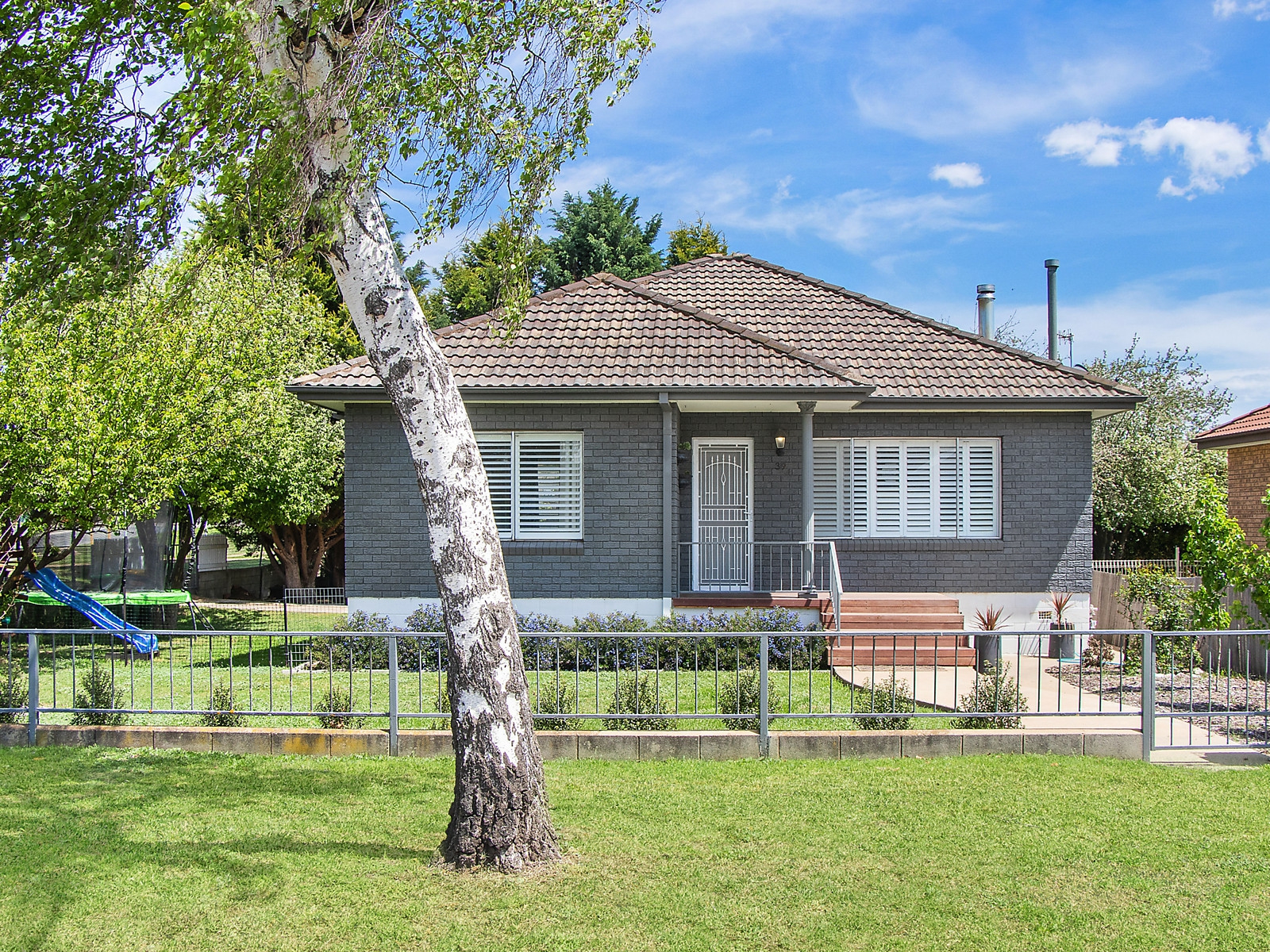 39 Baron Street, COOMA