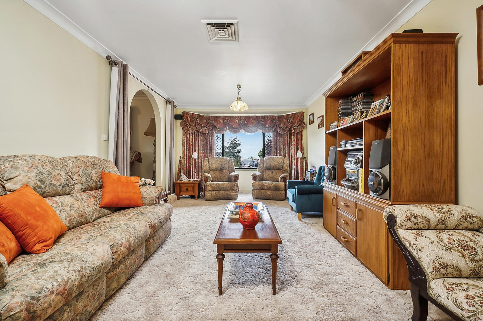 Lounge 1