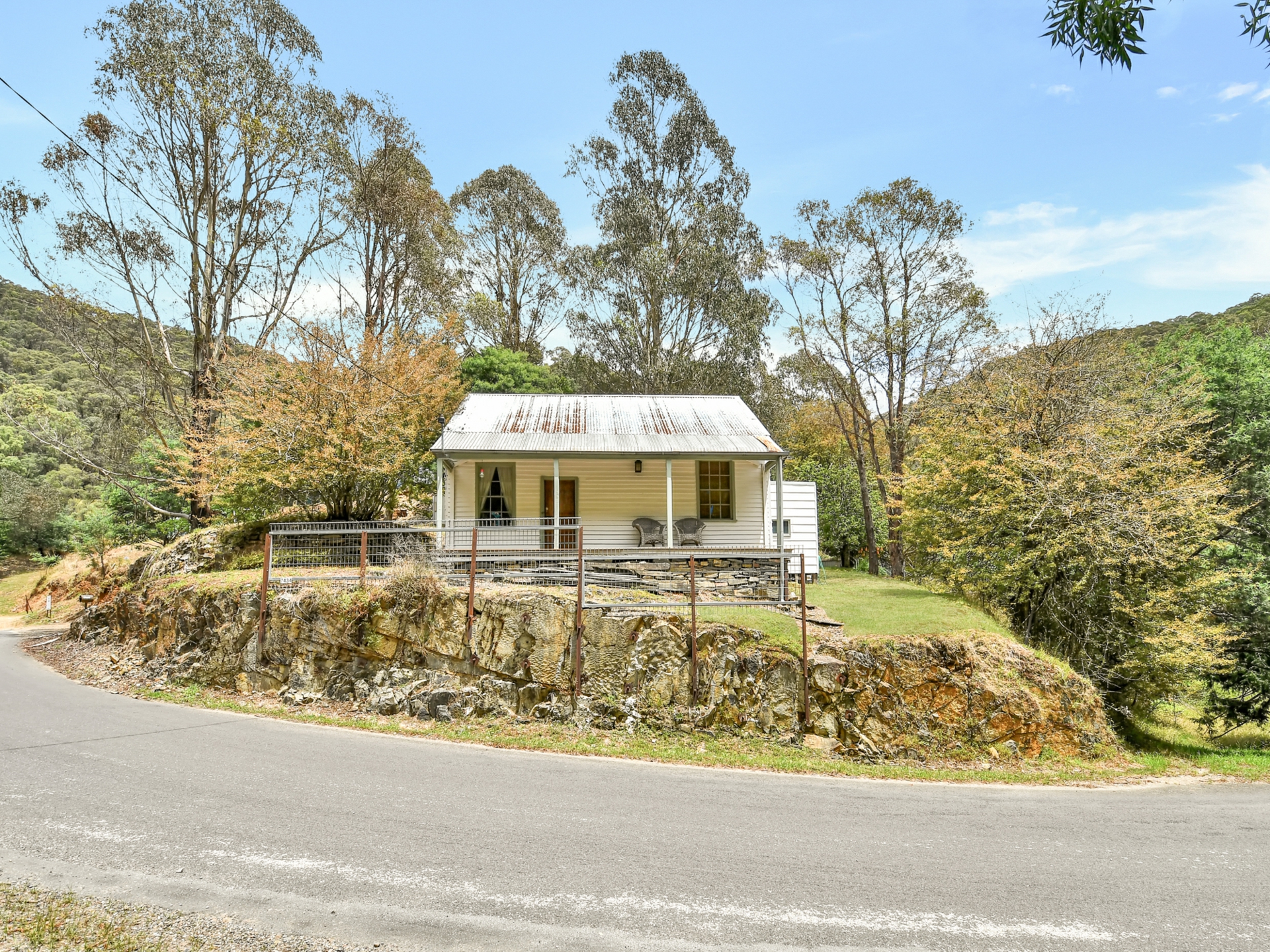7434 Mansfield-Woods Point Road,Gaffneys Creek