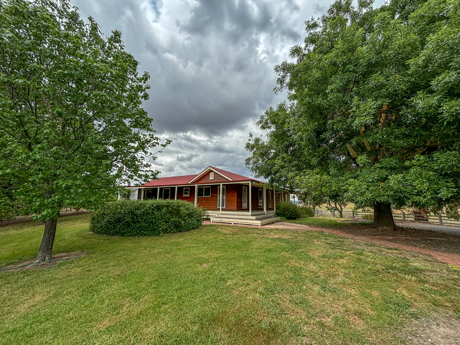 768 North Creek Road,Ancona