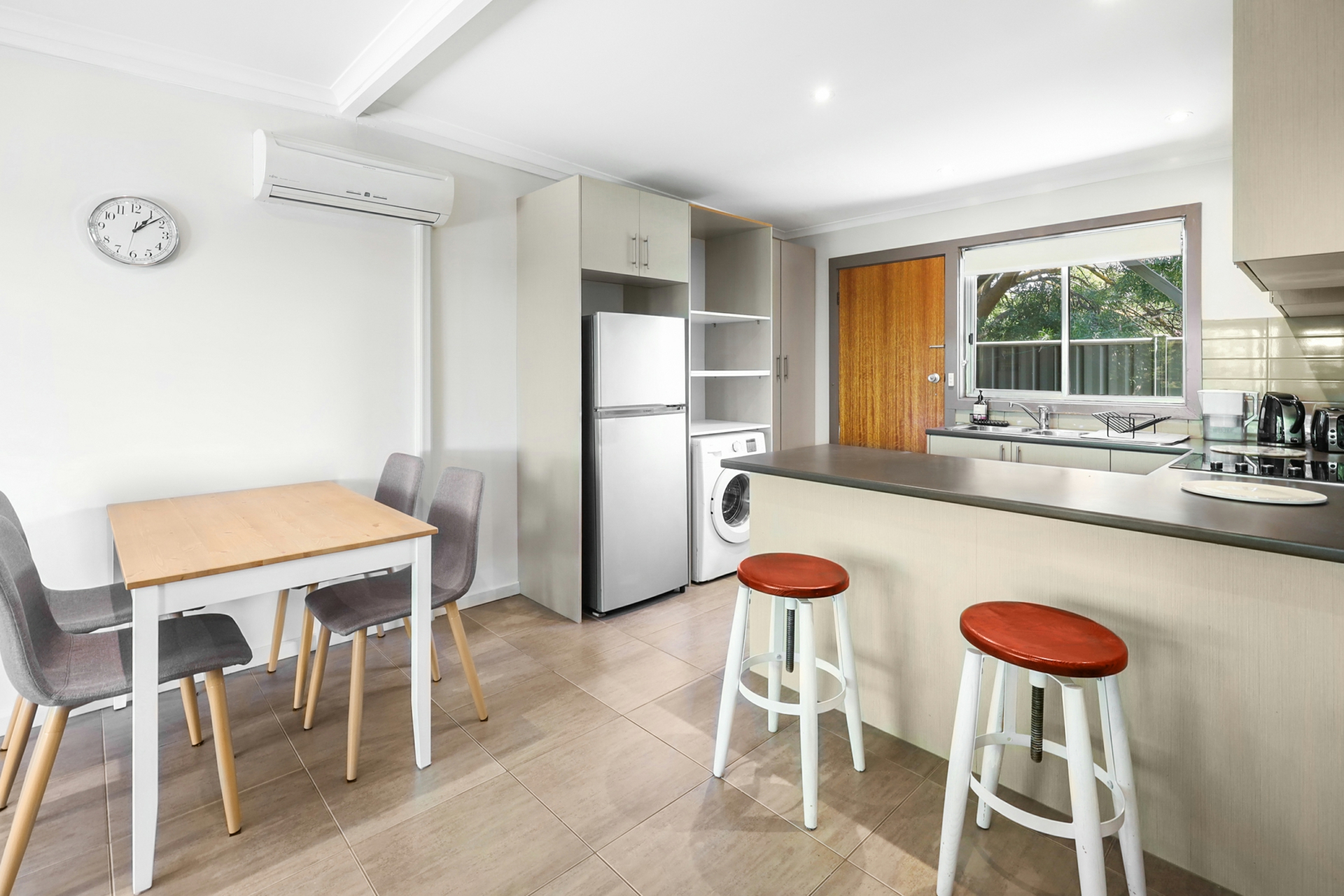 Dining_Kitchen