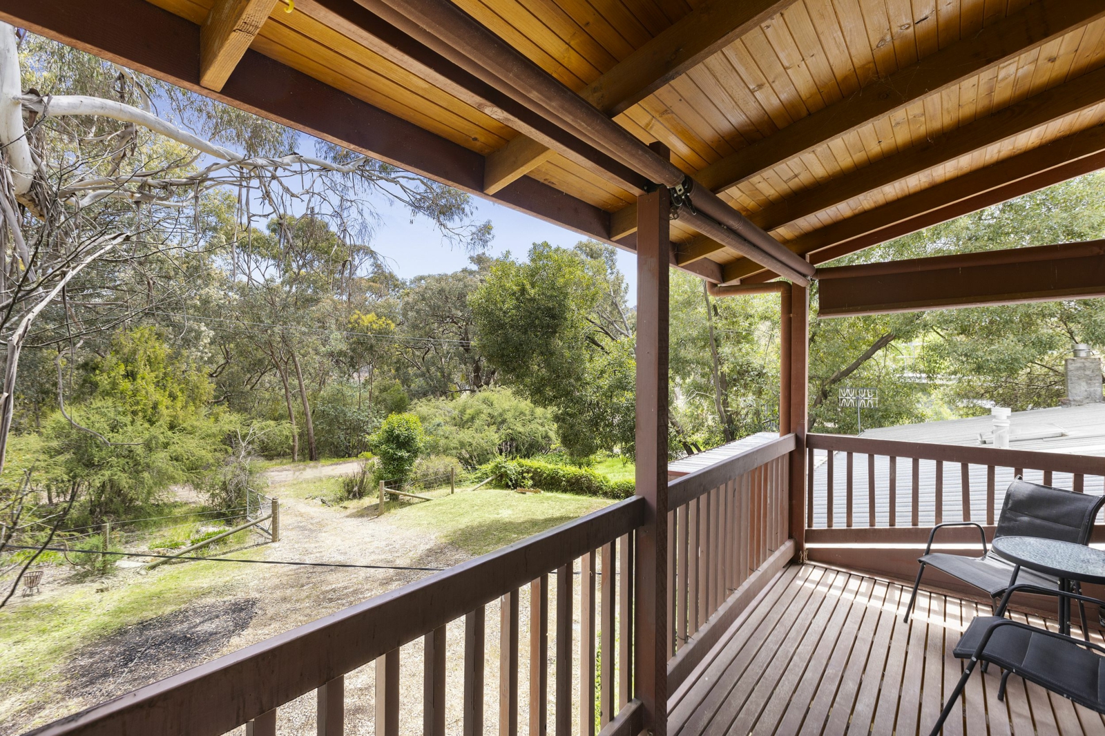 14 Barnetts Road,Howqua Inlet