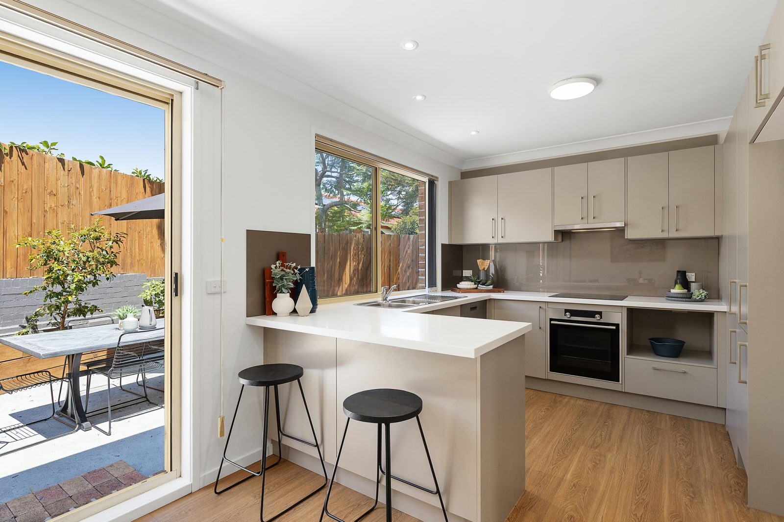 25A Bambil Rd, Berowra_Kitchen.jpg