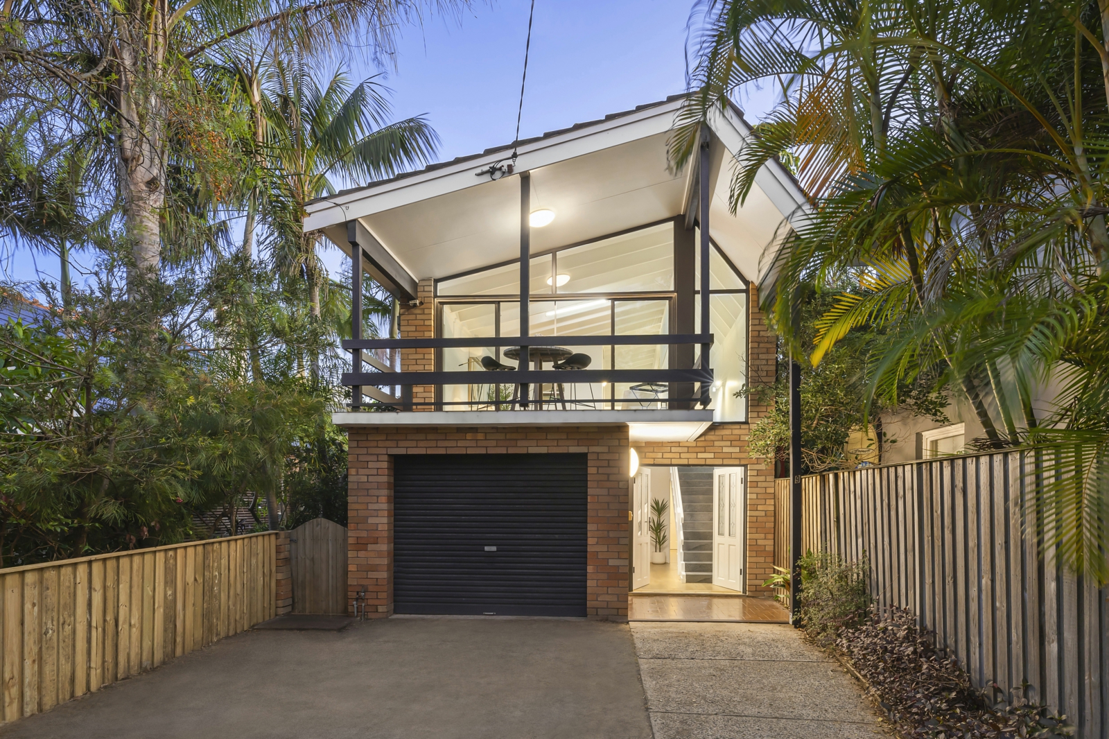 9 Pine Street, MANLY