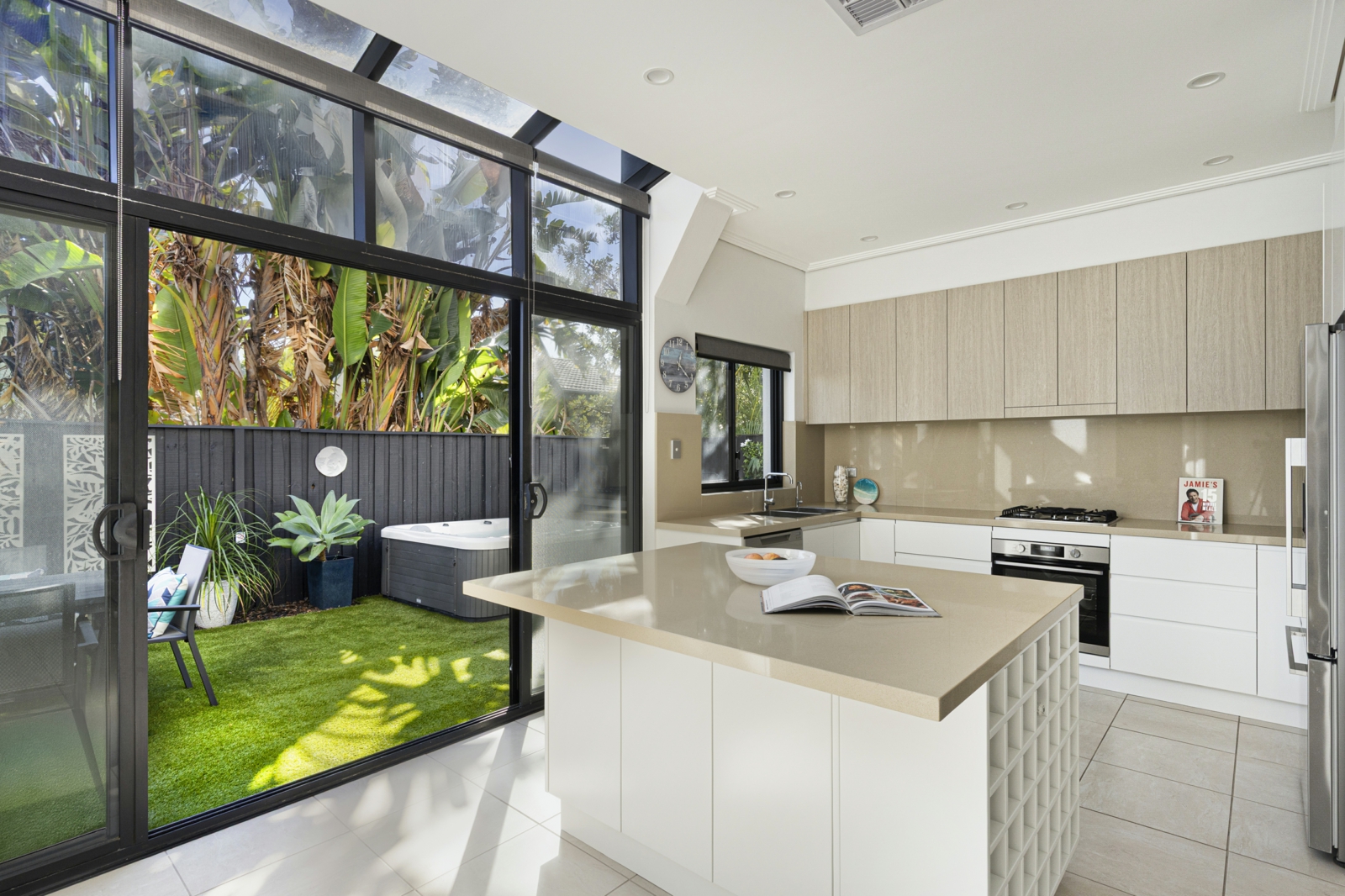 1981213_34_36 Golf Ave, Mona Vale_26-hir