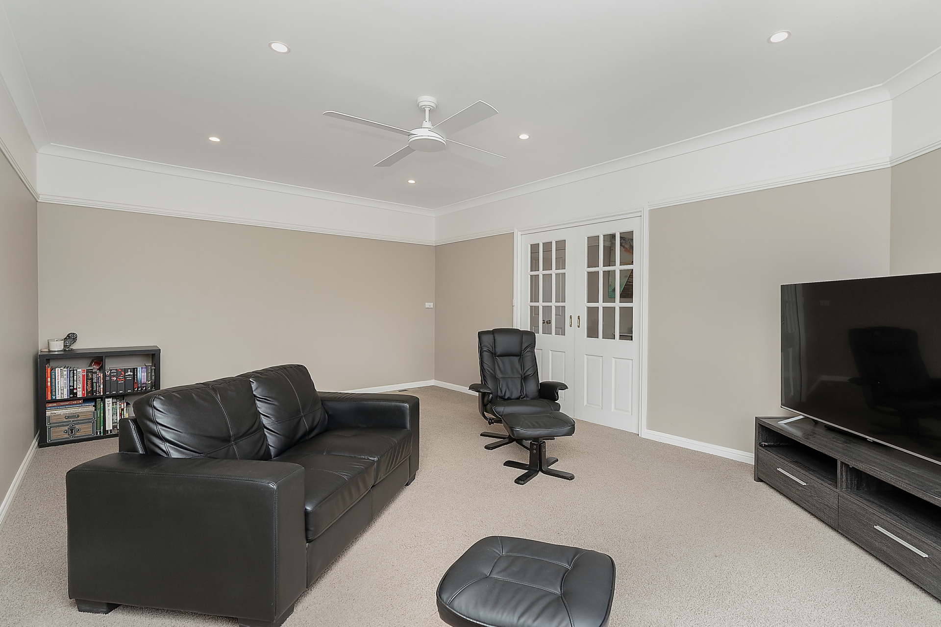 Sitting Room 2