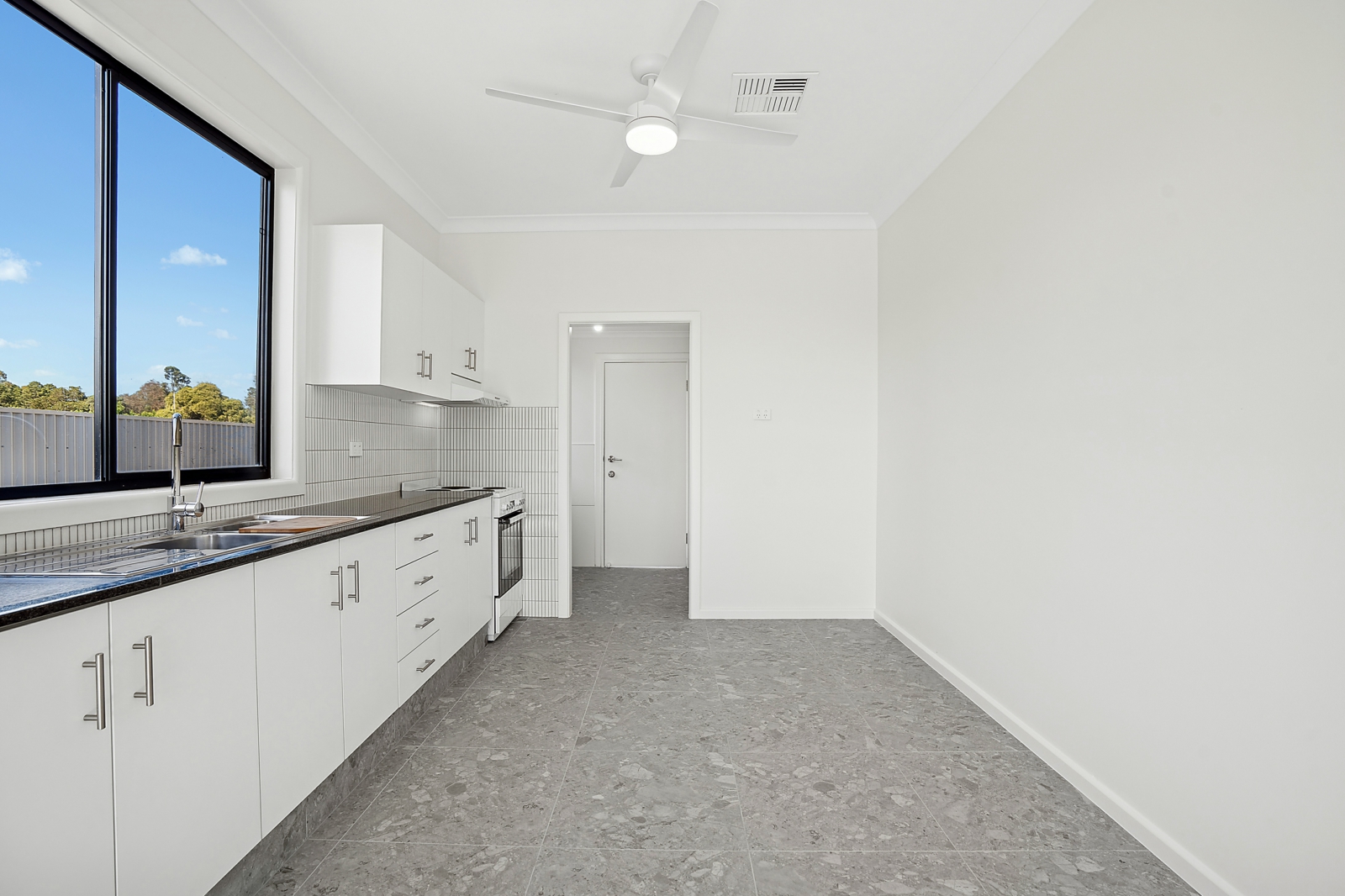 kitchen1