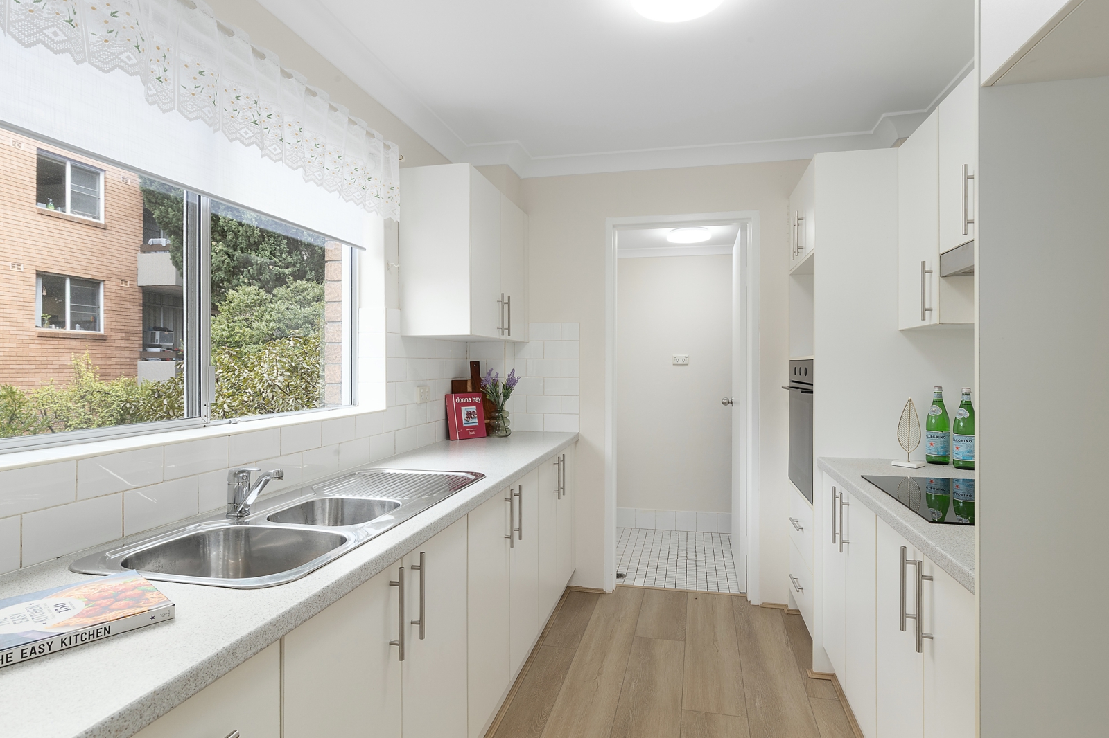 3_14 Albert St, Hornsby_Kitchen.jpg
